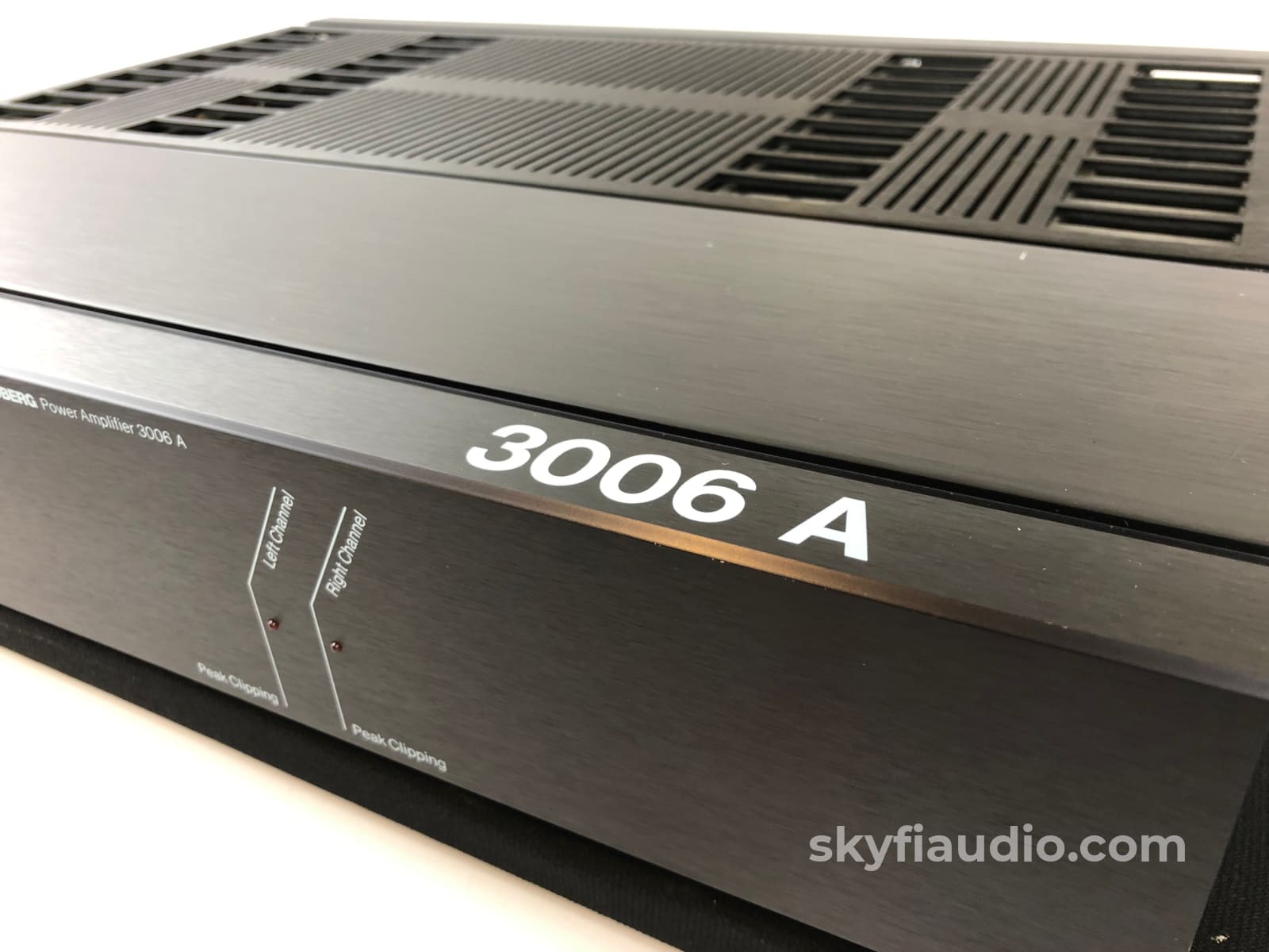 Tandberg Tpa-3006A Solid State Amplifier 2X150W Class-A Made In Norway 120/220V (A)