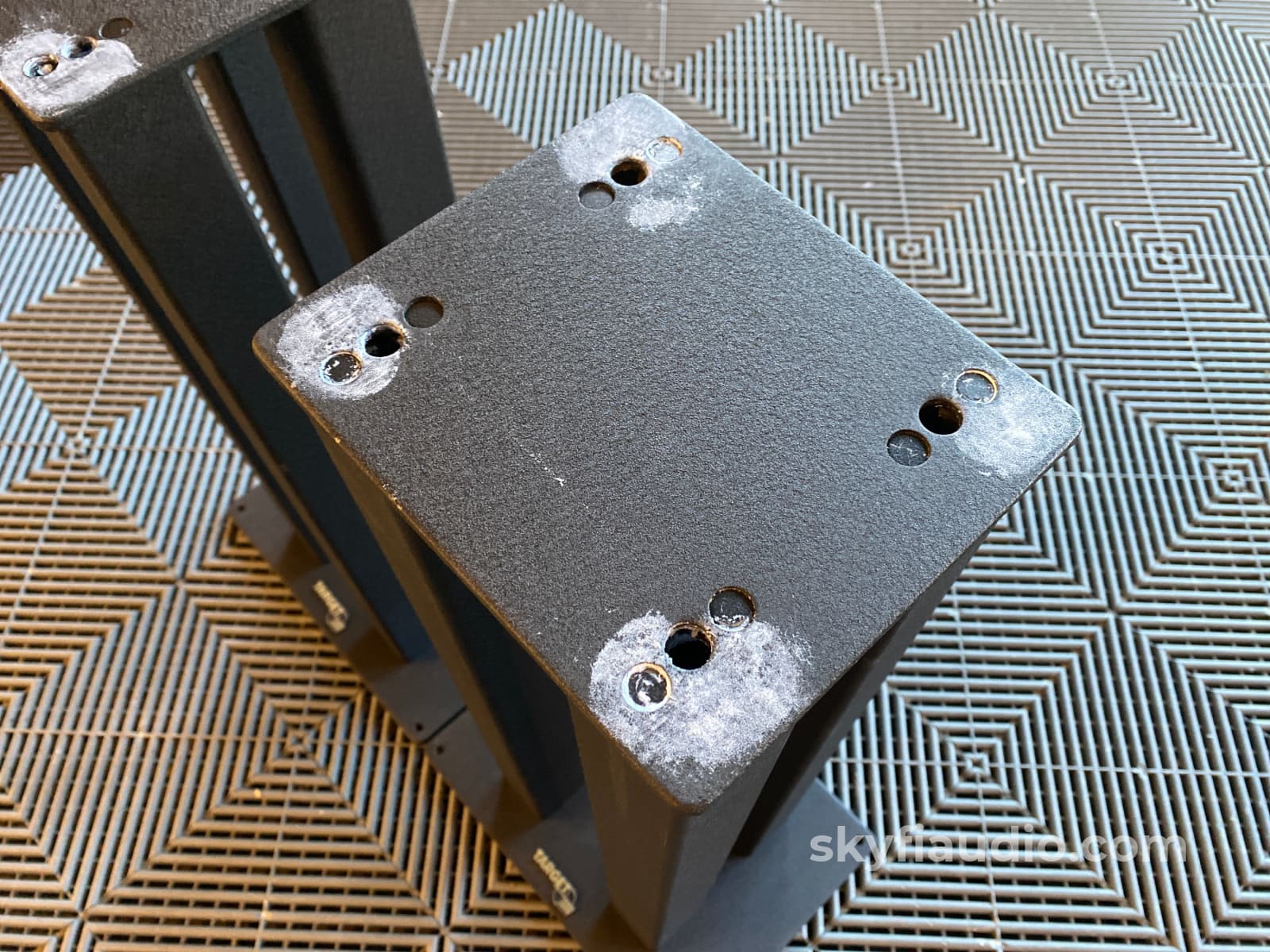 Target Speaker Stands - 24 Tall Accessory