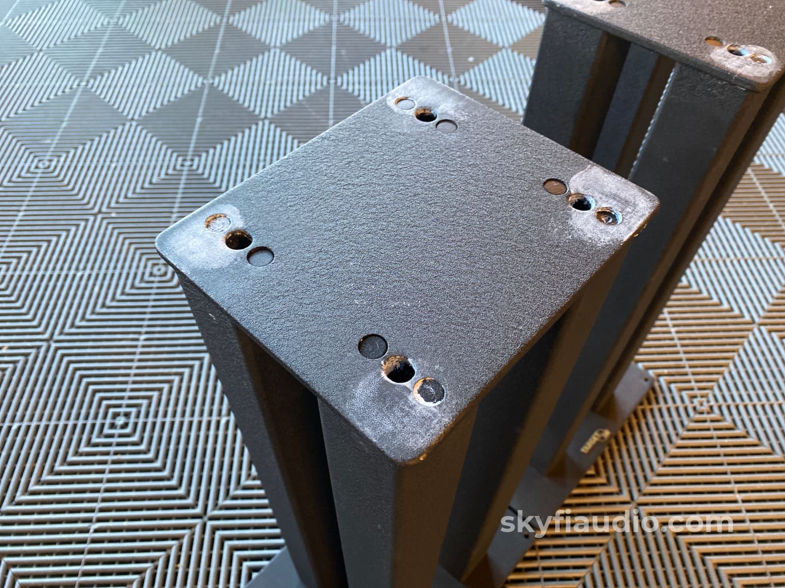 Target Speaker Stands - 24 Tall Accessory