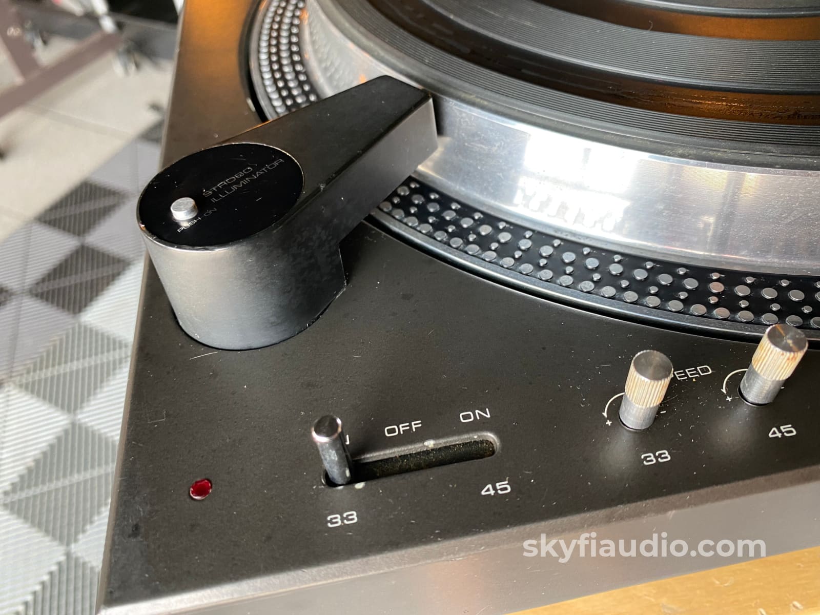 Technics Sl-1100 Vintage Direct Drive Turntable With Rega Tonearm