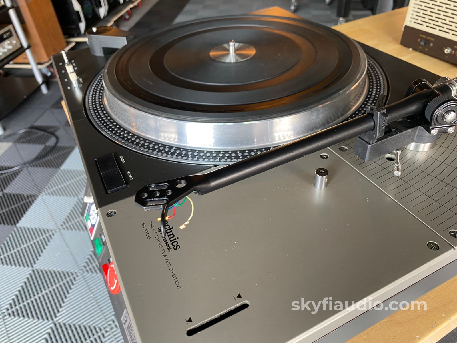 Technics Sl-1100 Vintage Direct Drive Turntable With Rega Tonearm