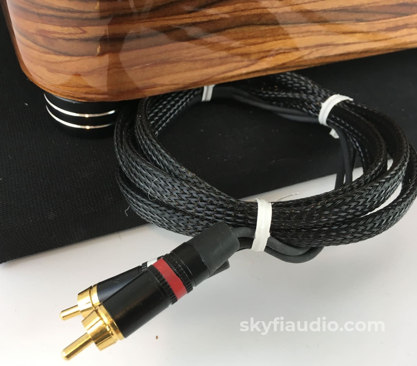 Thorens Td-124 With New Sme 3009 And Solid Rosewood Plinth Turntable