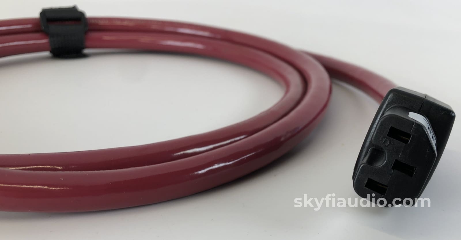 Tiffany Electronics Tpc40 Power Cable - Superb Performer 2M (1 Of 3) Cables