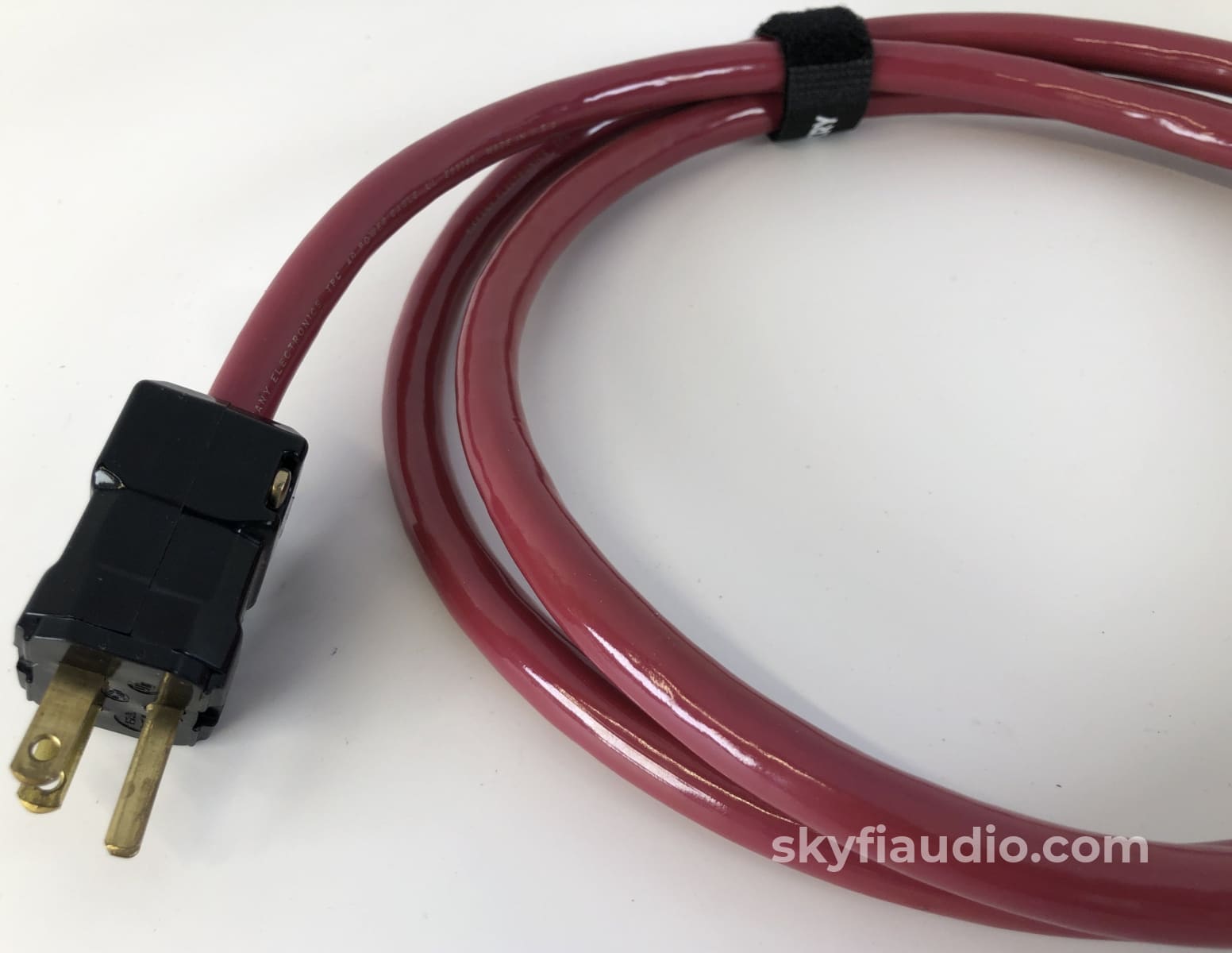 Tiffany Electronics Tpc40 Power Cable - Superb Performer 2M Cables