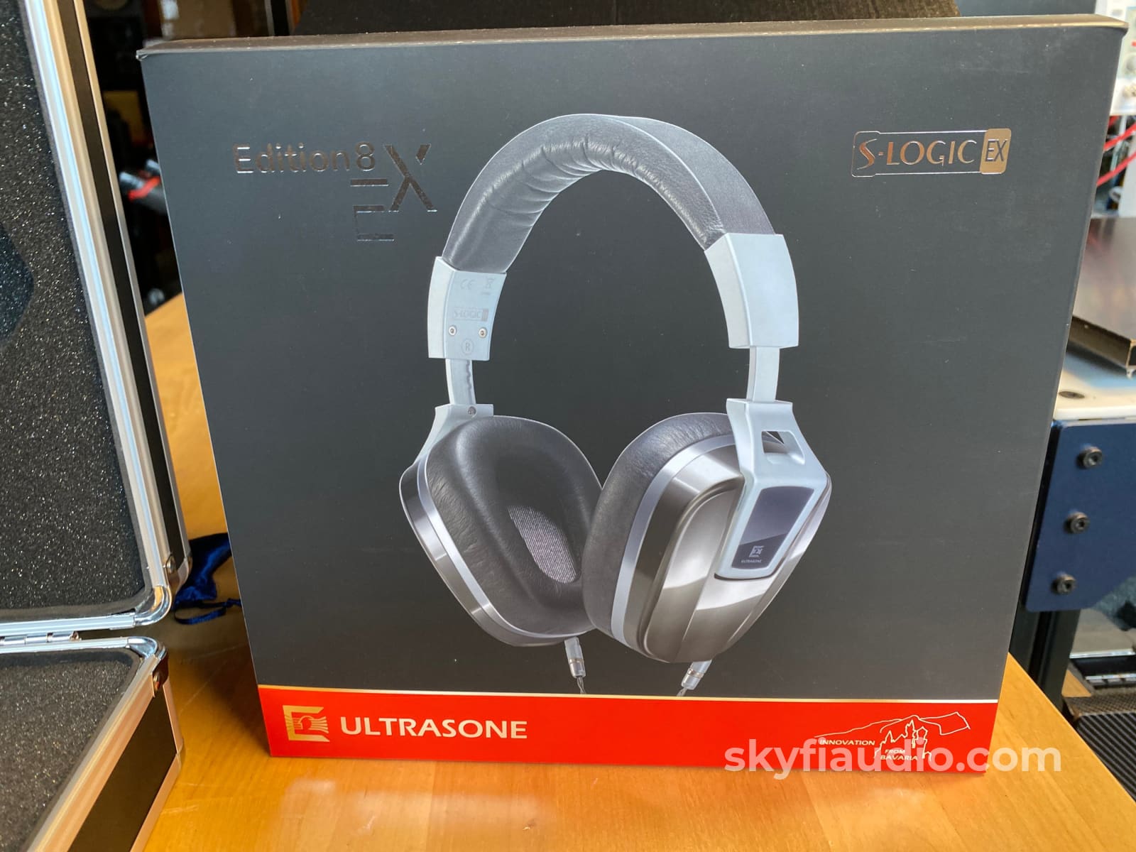 Ultrasone Edition 8 Ex Headphones Complete And Like New