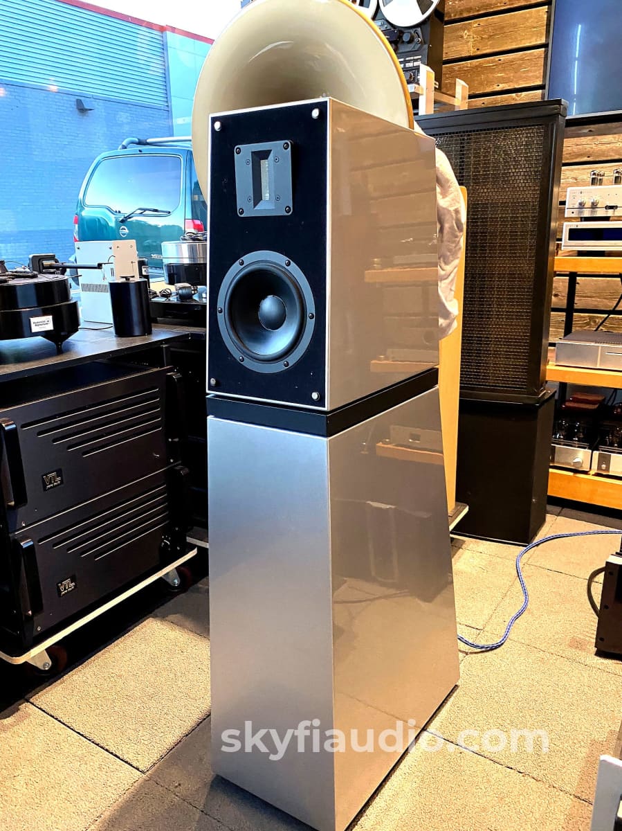 Verity Audio Sarastro 3-Way Speakers In Special Order Silver Finish Rare Aluminum Ribbon Tweeters!