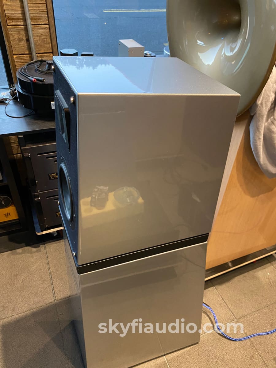 Verity Audio Sarastro 3-Way Speakers In Special Order Silver Finish Rare Aluminum Ribbon Tweeters!