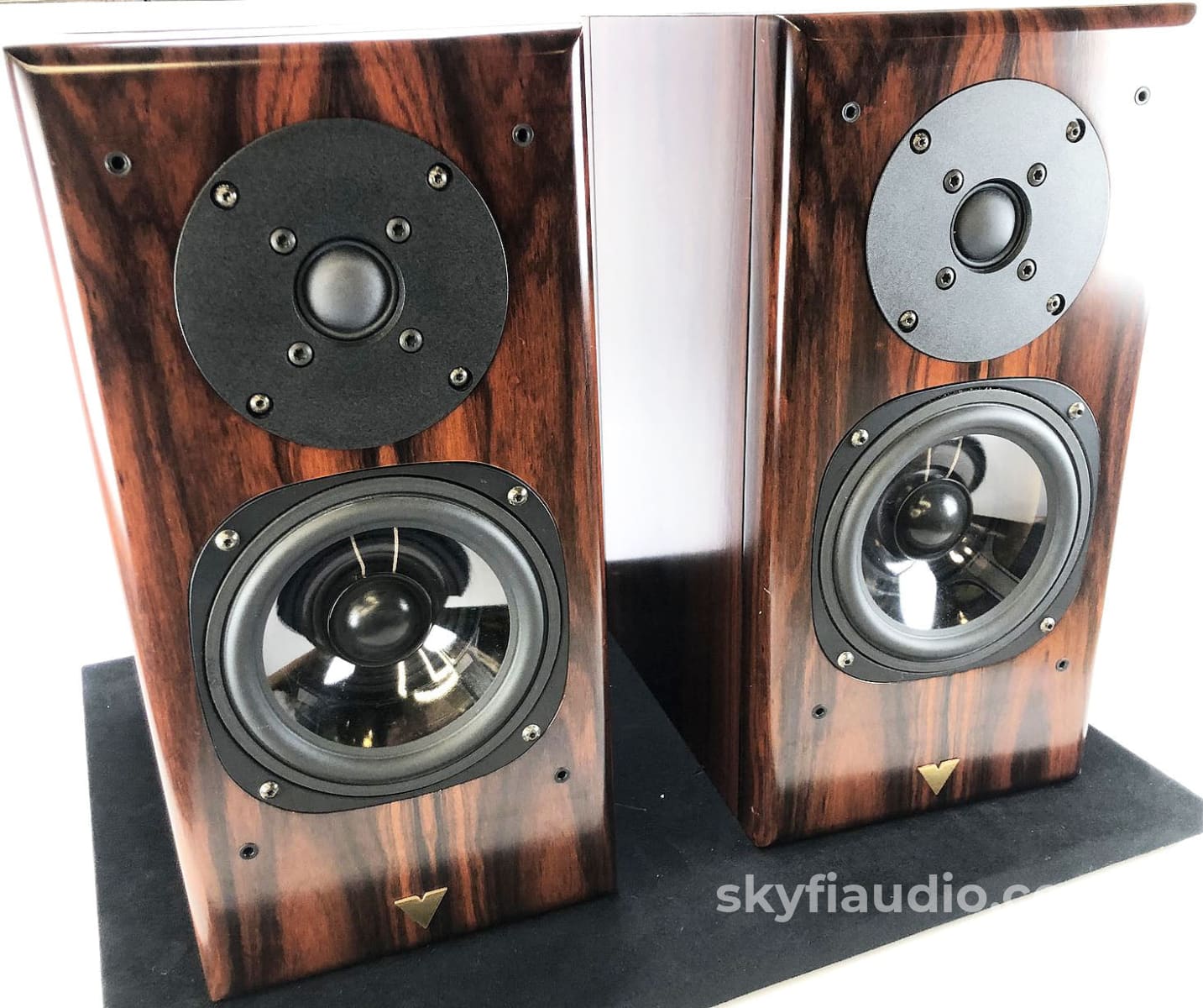 Vienna Acoustics Haydn Speakers - In A Spectacular Finish