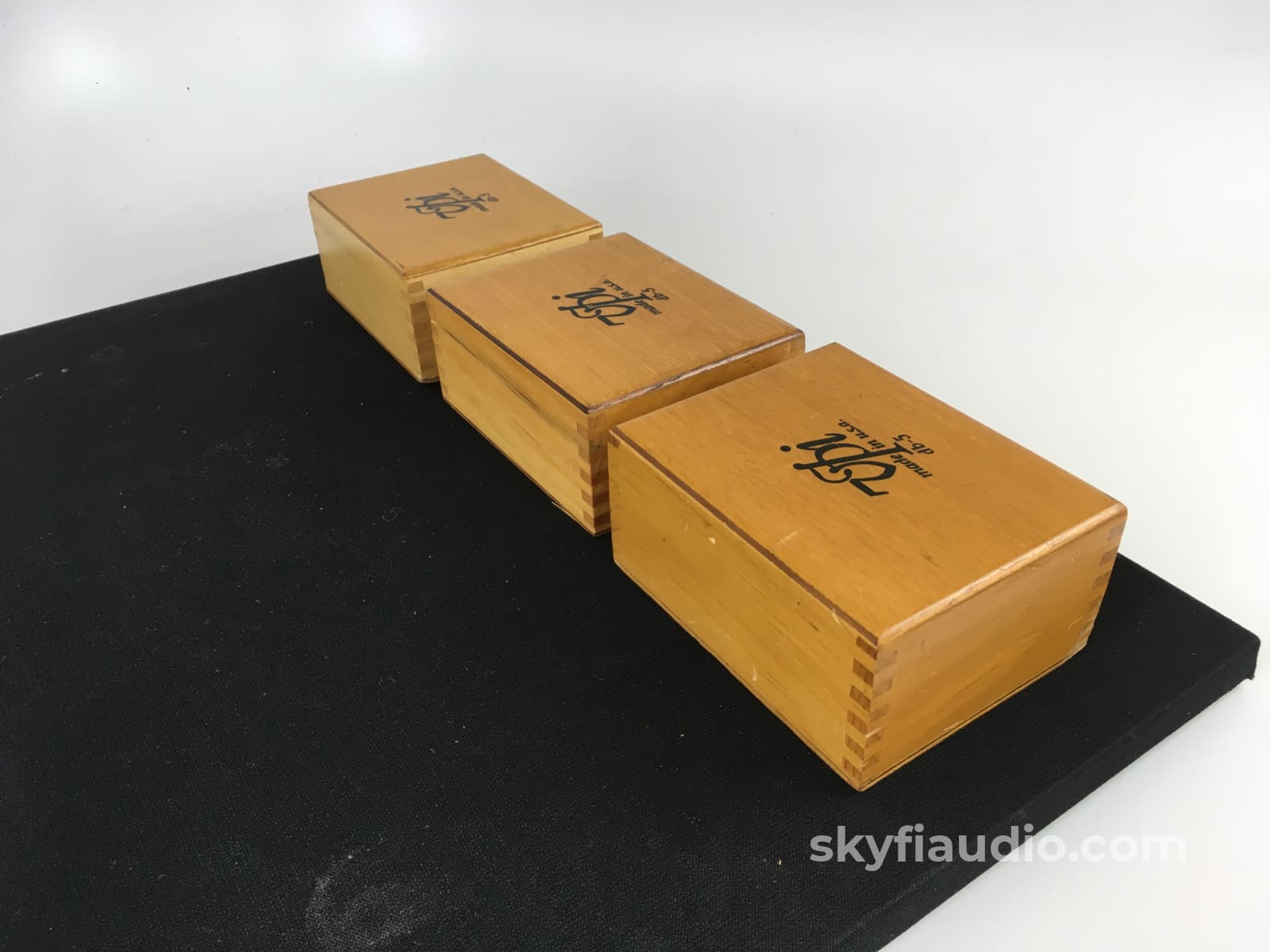 Vpi Db-5 Magic Bricks Accessory