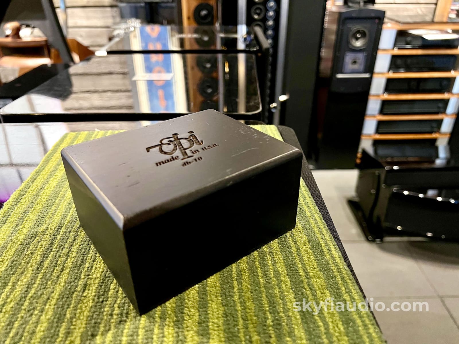 Vpi Db-5 Magic Bricks Skyfi Best Selling Accessory Black Finish