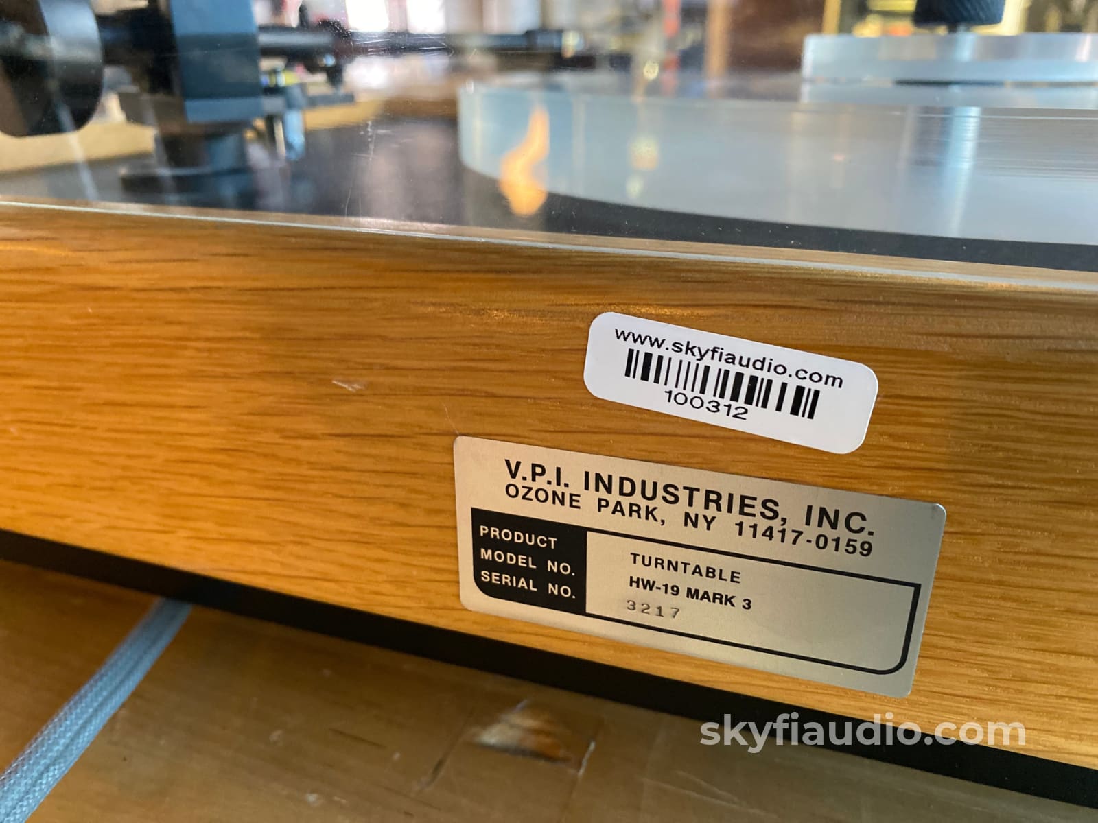 Vpi Hw-19 Vintage Turntable With New Sumiko Cartridge