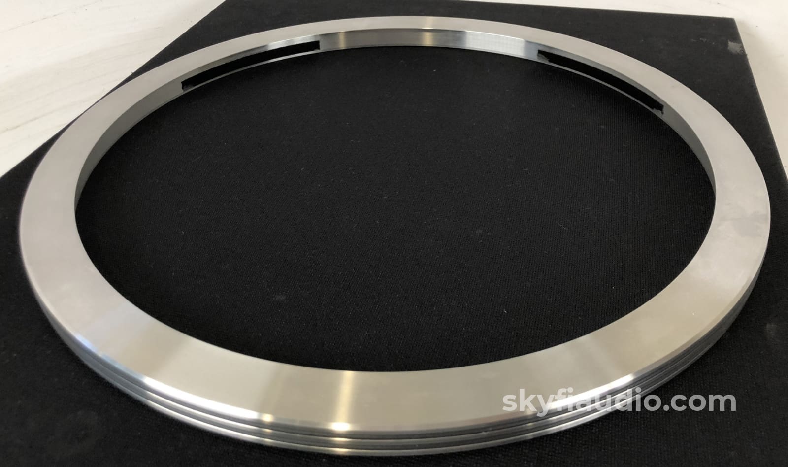 Vpi Industries Periphery Outer Ring Record Clamp - Great Upgrade For Any Table Accessory