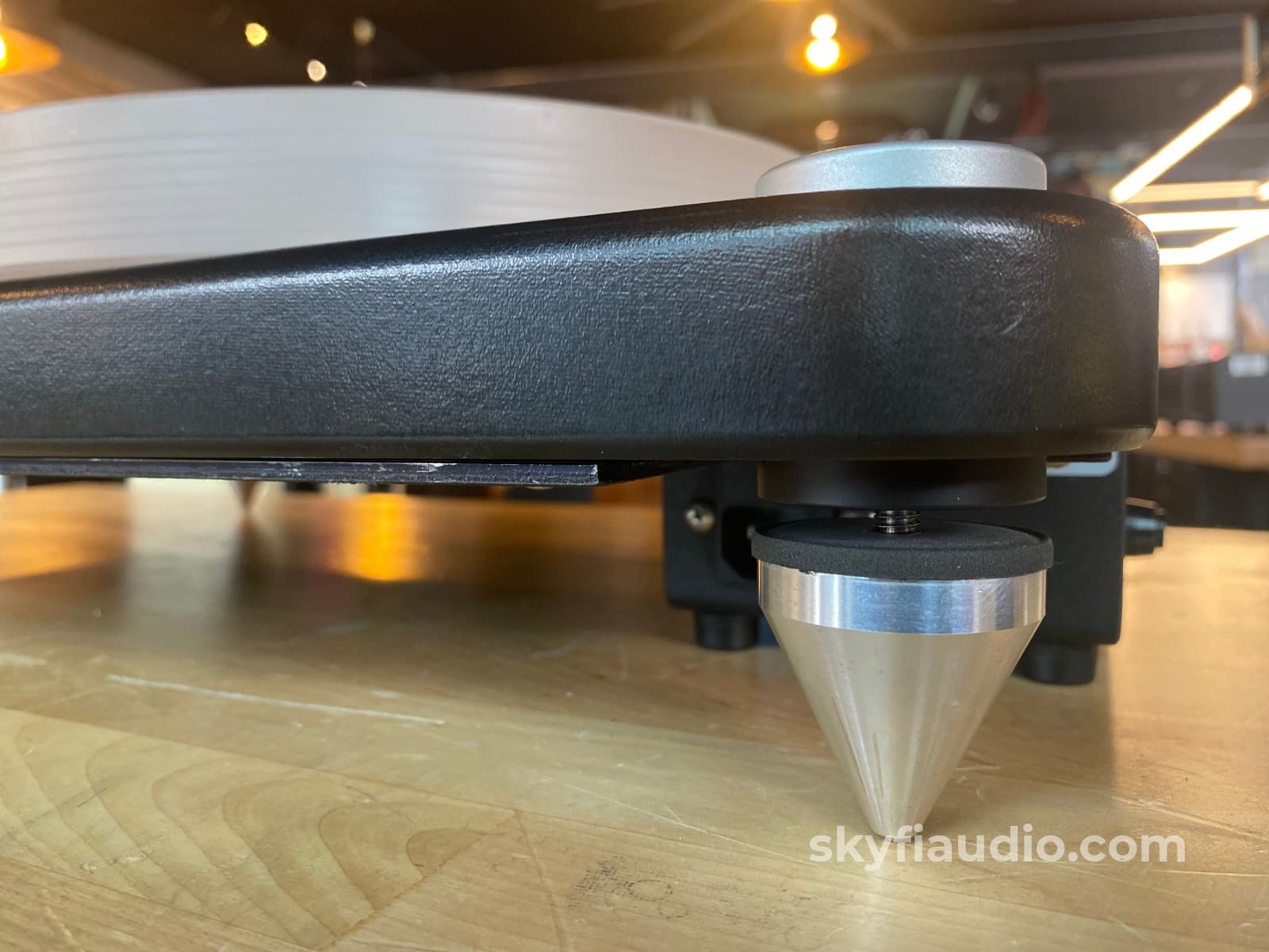 Vpi Scout Turntable W/New Best Selling Sumiko Moving-Coil Phono Cartridge