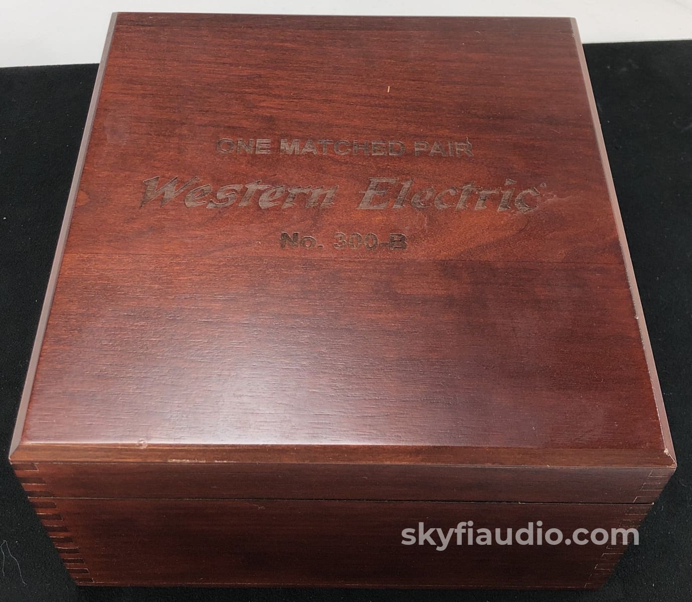 Western Electric No. 300-B Re-Issue Nos Tubes - New Matched Pair (Set 1 Of 3) Accessory