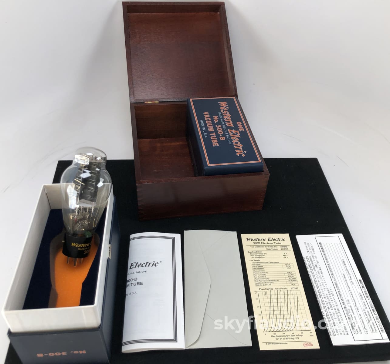 Western Electric No. 300-B Re-Issue Nos Tubes - New Matched Pair (Set 2 Of 3) Accessory