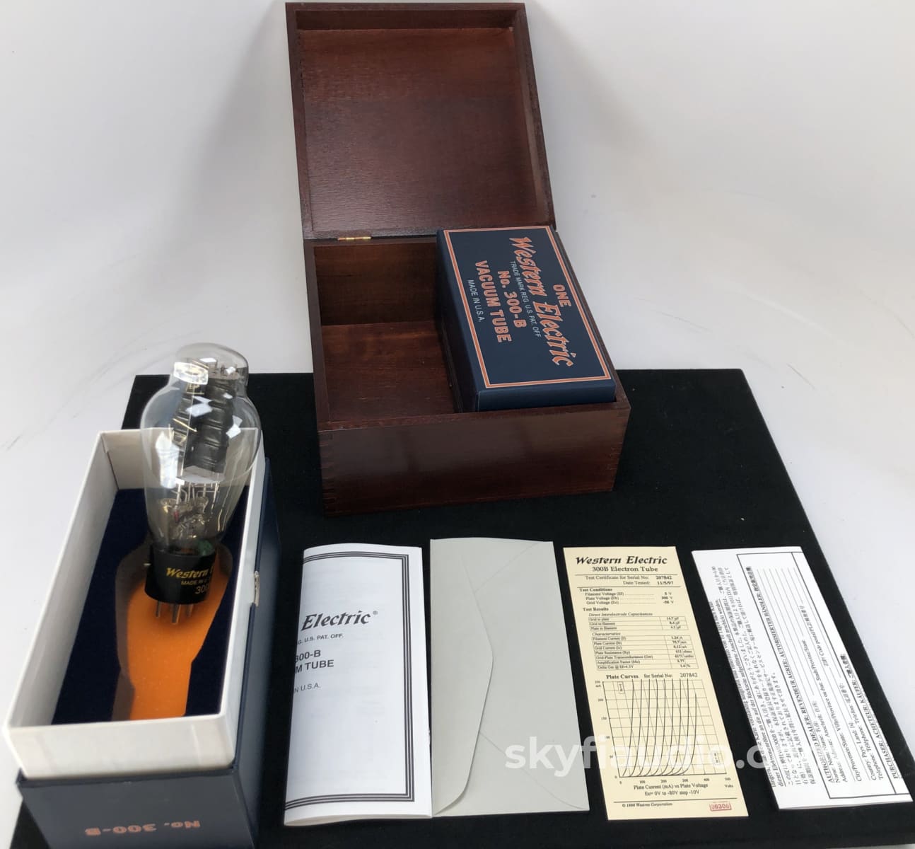 Western Electric No. 300-B Re-Issue Nos Tubes - New Matched Pair (Set 3 Of 3) Accessory