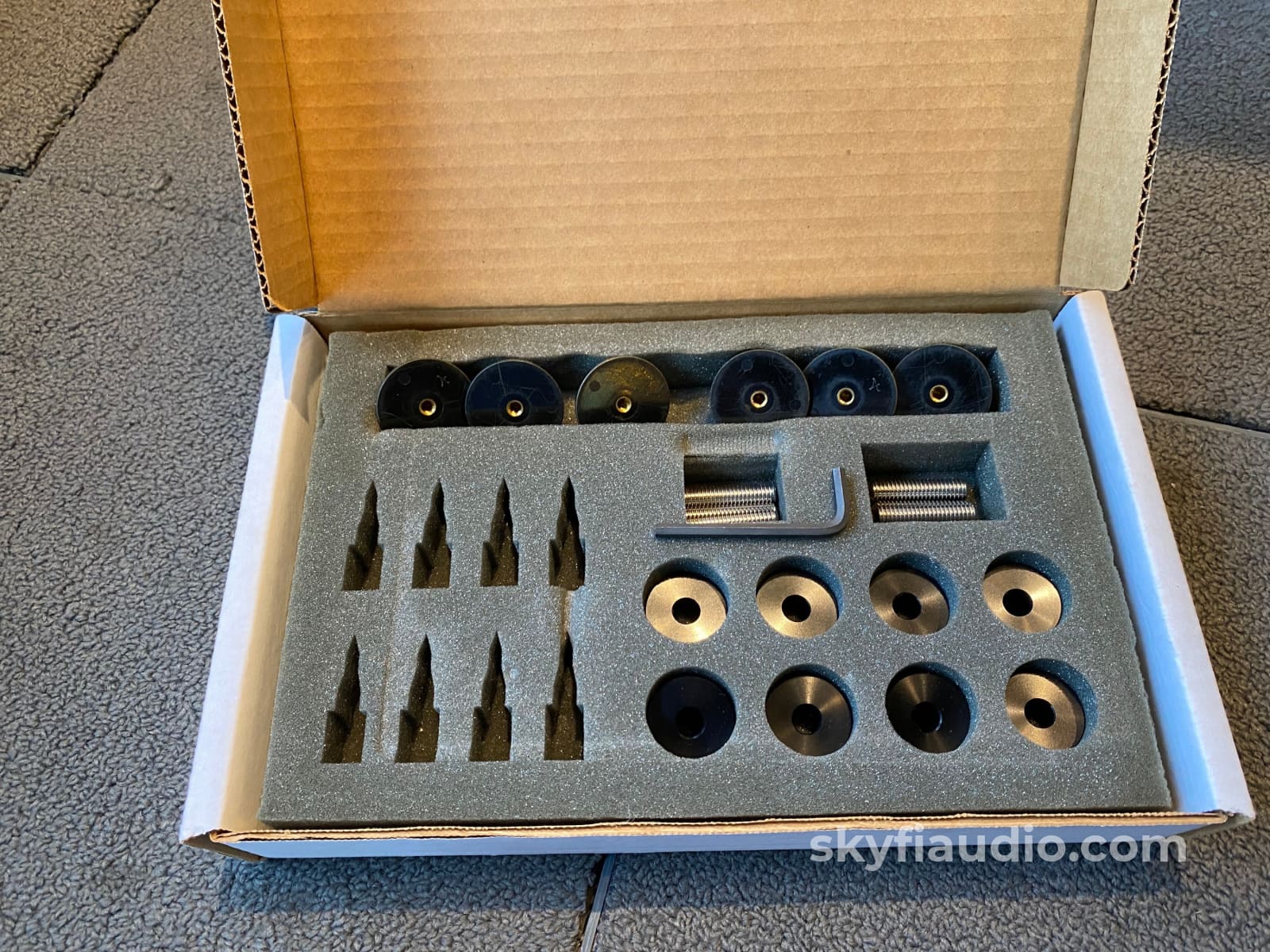 Wilson Audio Tiny Tot With Puppies Speaker System - Restored Speakers