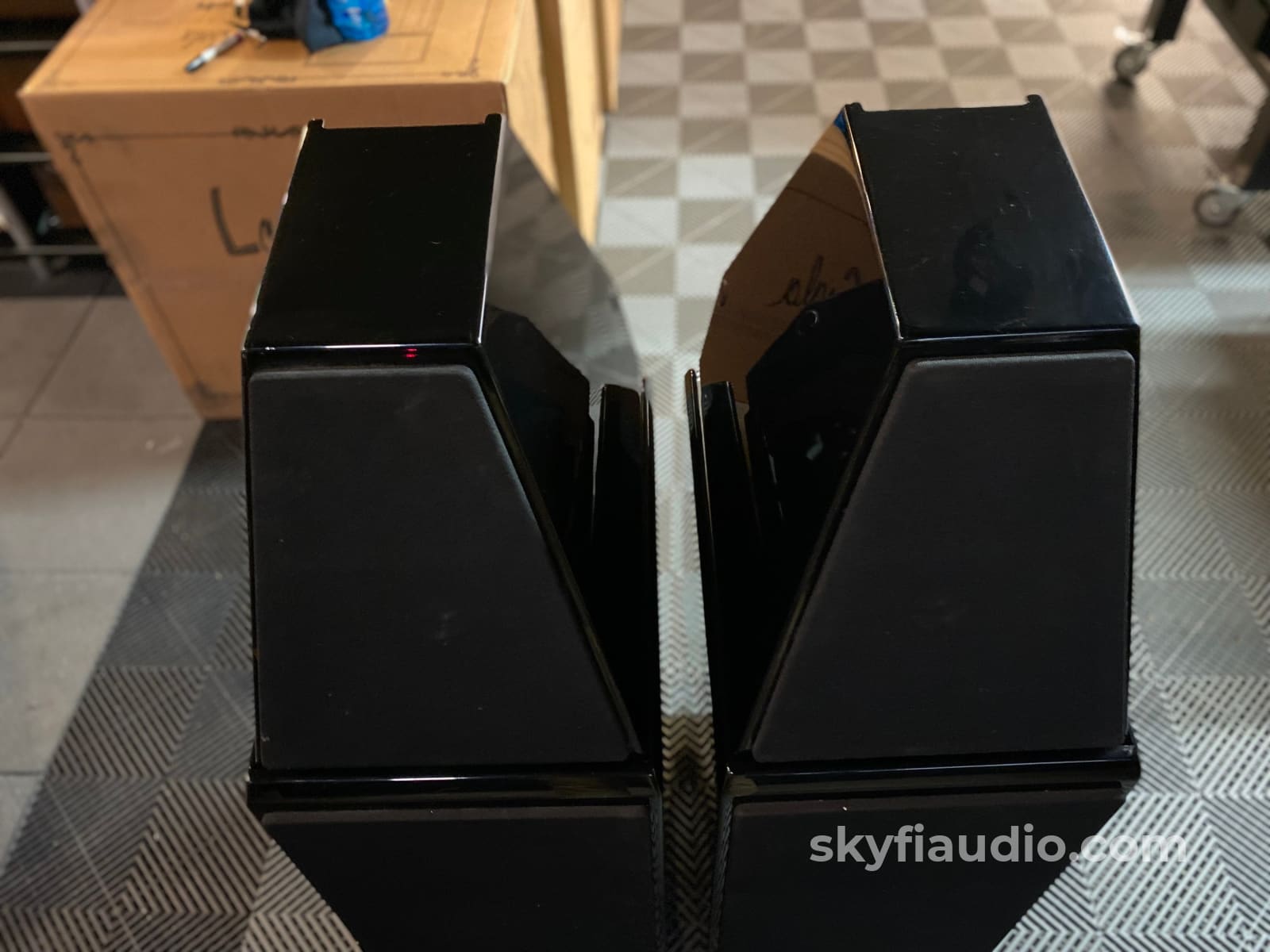 Wilson Audio Watt Puppy 8 Speakers. The Best And Last Version Speakers