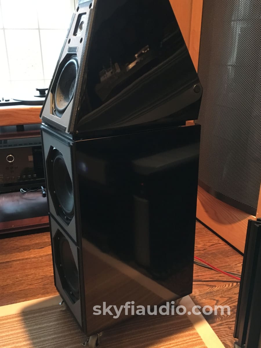 Wilson Audio Watt / Puppy System V (5) Speakers