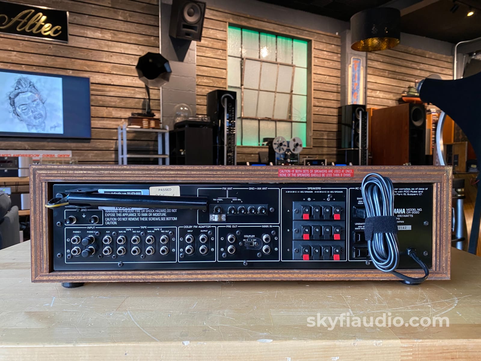 Yamaha Cr-2020 Survivor Vintage Receiver W/Mc Phono Integrated Amplifier