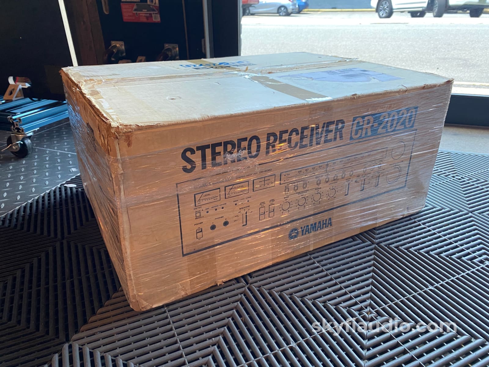 Yamaha Cr-2020 Survivor Vintage Receiver W/Mc Phono Integrated Amplifier