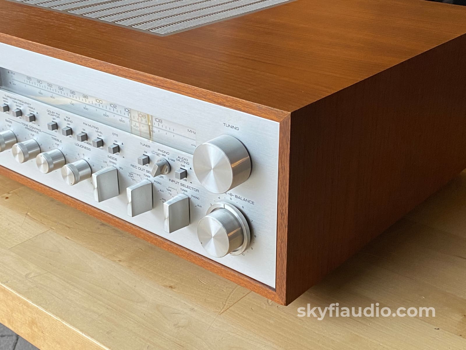 Yamaha Cr-2020 Survivor Vintage Receiver W/Mc Phono Integrated Amplifier