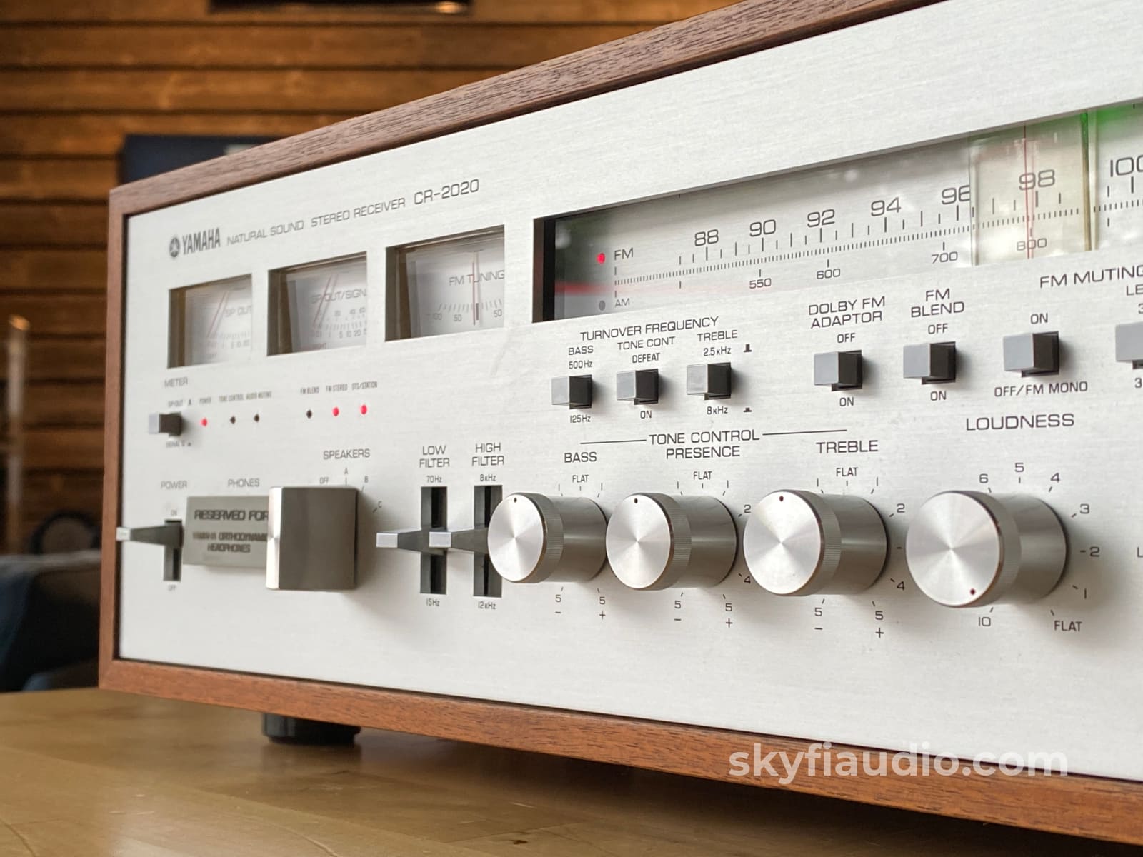 Yamaha Cr-2020 Survivor Vintage Receiver W/Mc Phono Integrated Amplifier