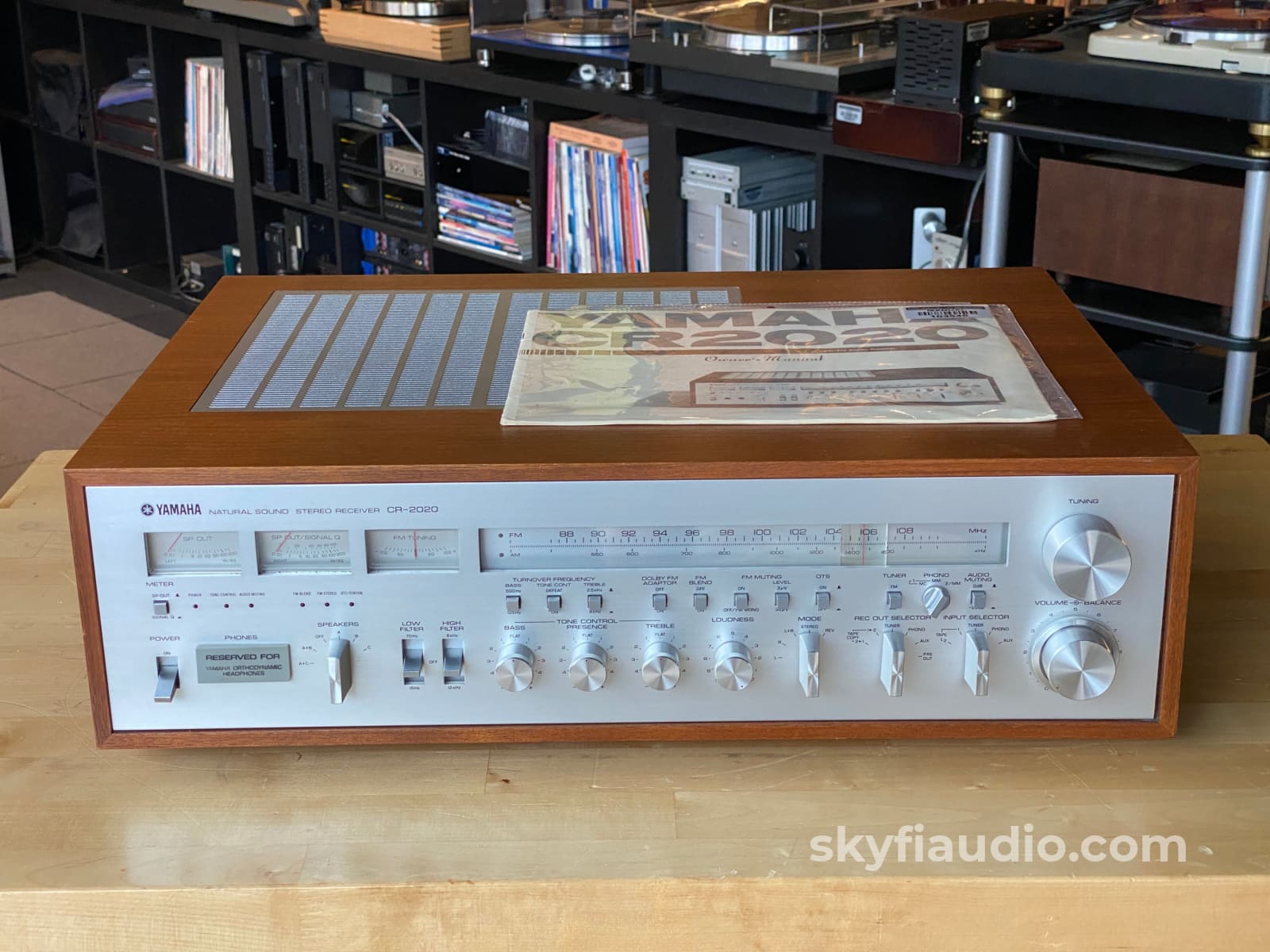 Yamaha Cr-2020 Survivor Vintage Receiver W/Mc Phono Integrated Amplifier