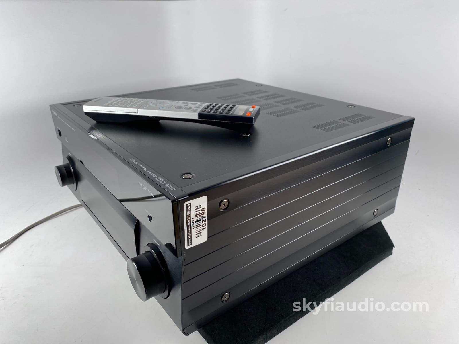 Yamaha Cx-A5000 Home Theater Processor With Balanced Audio And Ess Dacs Preamplifier