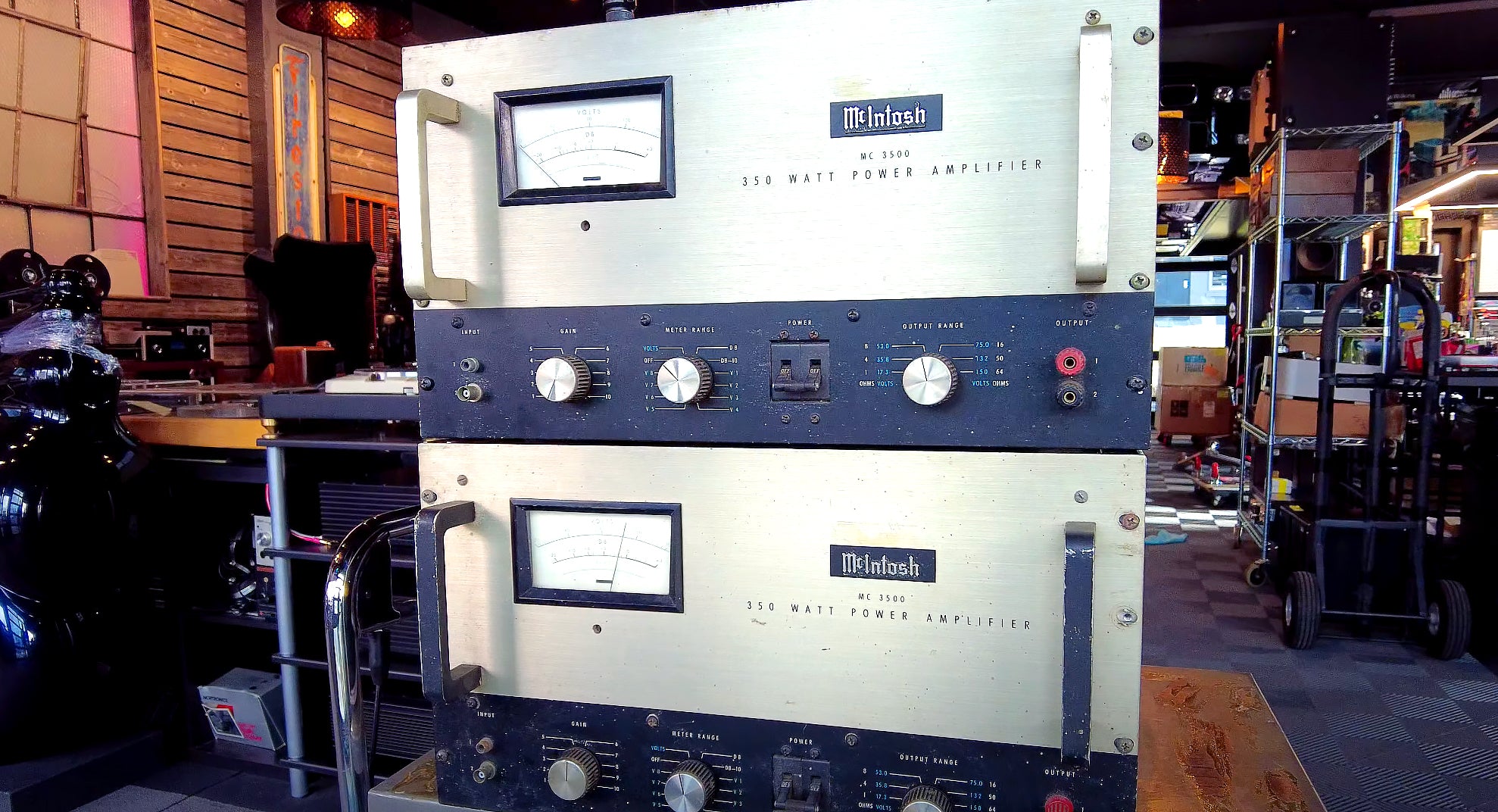 A Look at the Most Desirable McIntosh Amp - 350W of Glory and History