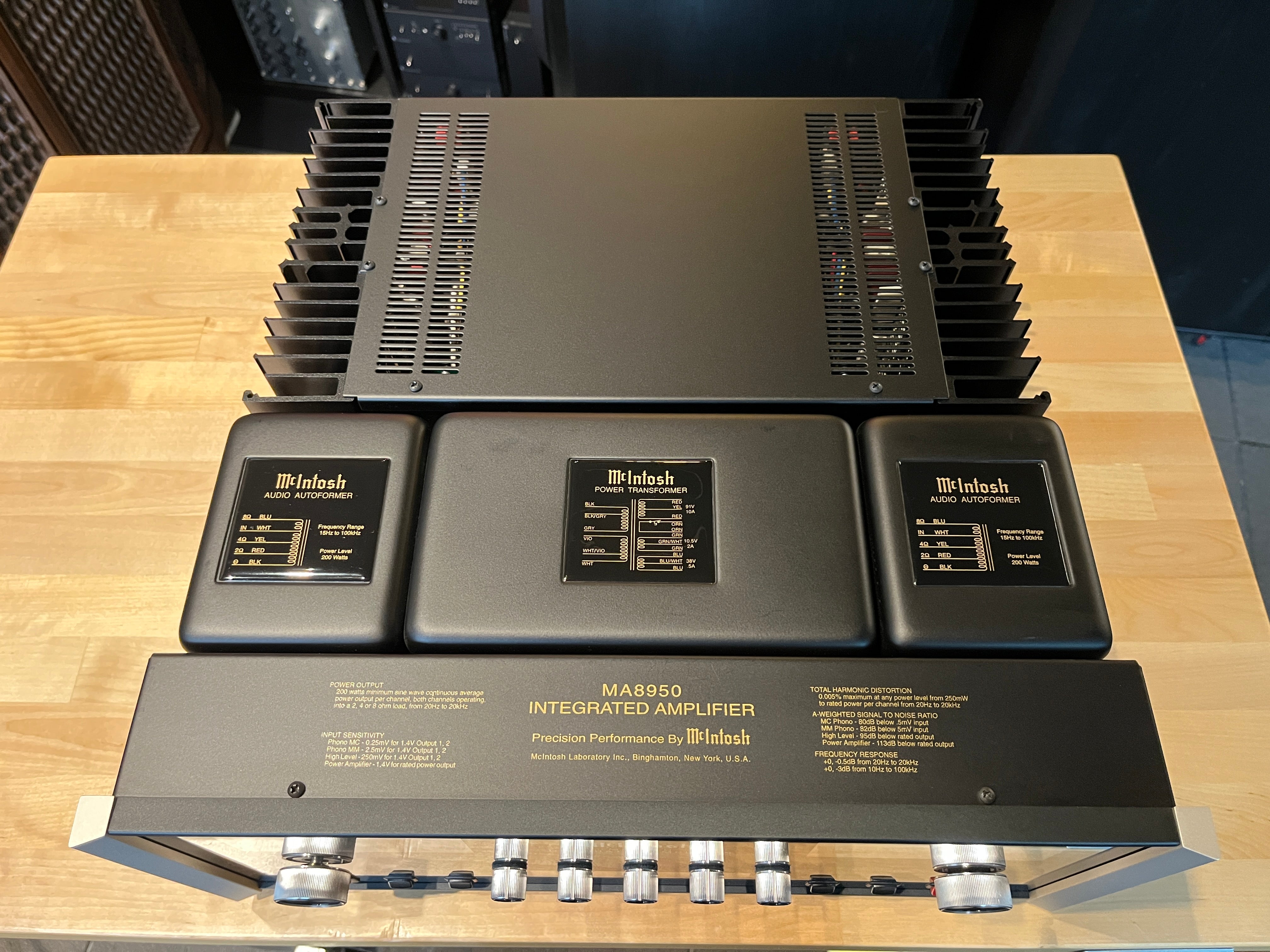 McIntosh MA8950 Solid State Integrated Amplifier - Pre-Loved