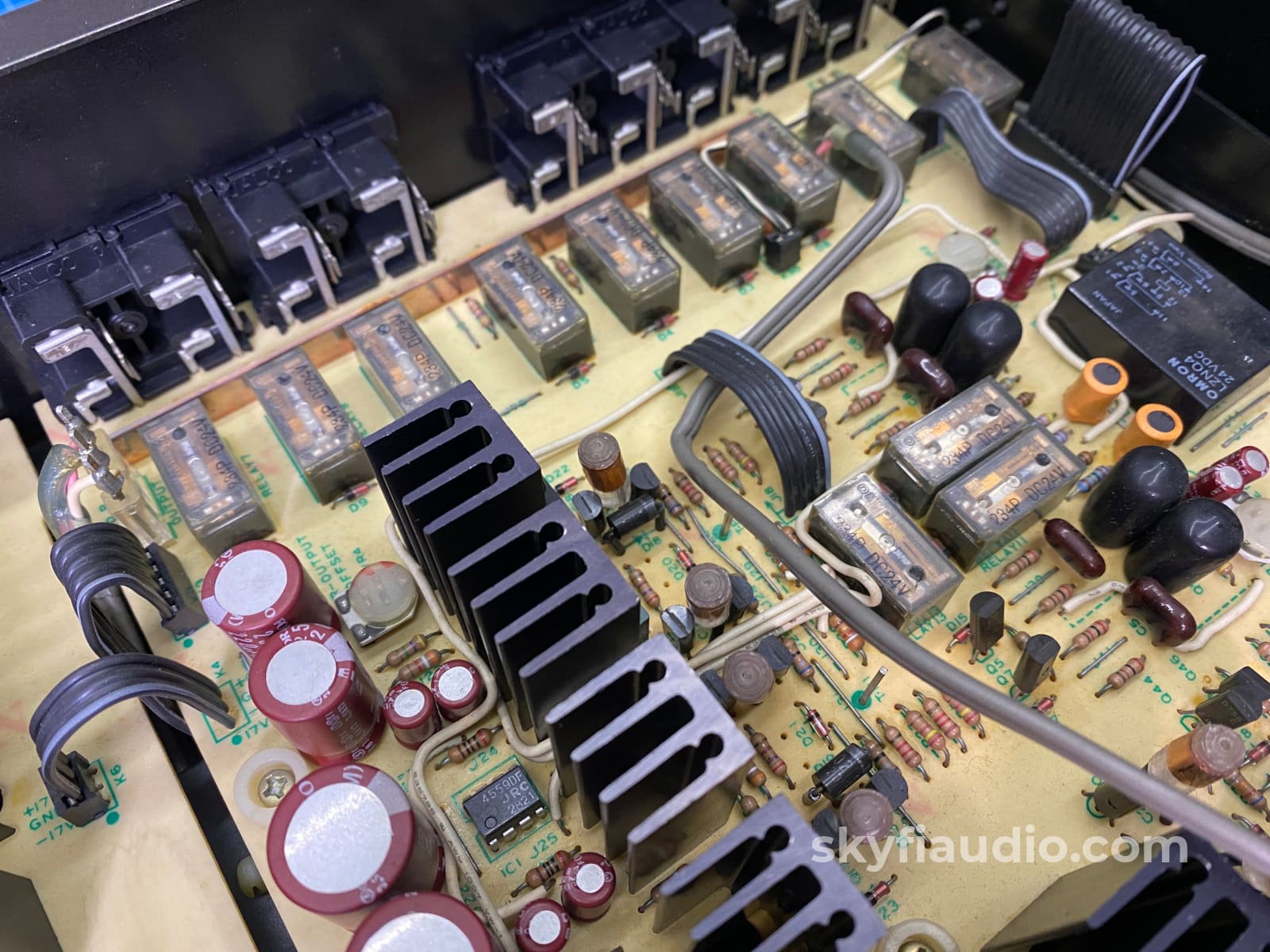 Accuphase C-222 Analog Preamp With Dual Phono - Japanese Gold! Preamplifier