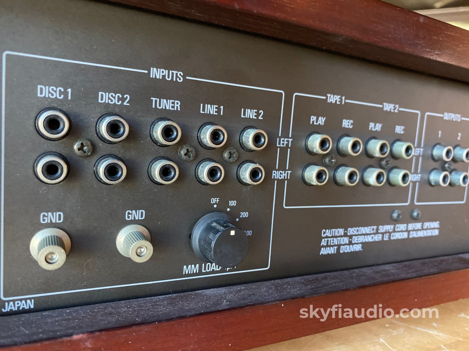 Accuphase C-222 Analog Preamp With Dual Phono - Japanese Gold! Preamplifier