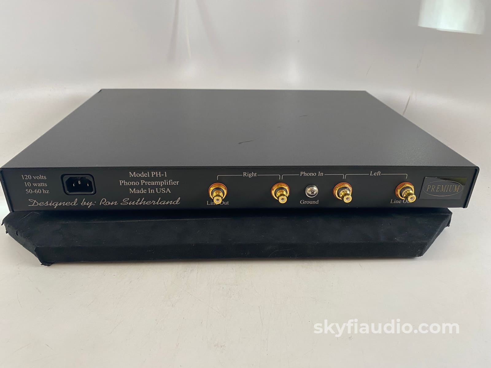 Acoustech Ph1 Premium - Stereophonic Phono Preamplifier Designed By Ron Sutherland