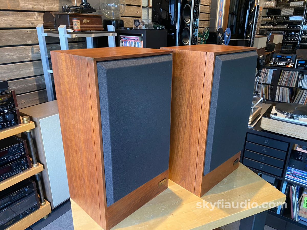 Acoustic Research Ar-11 Vintage Speakers - Refoamed W/Stands