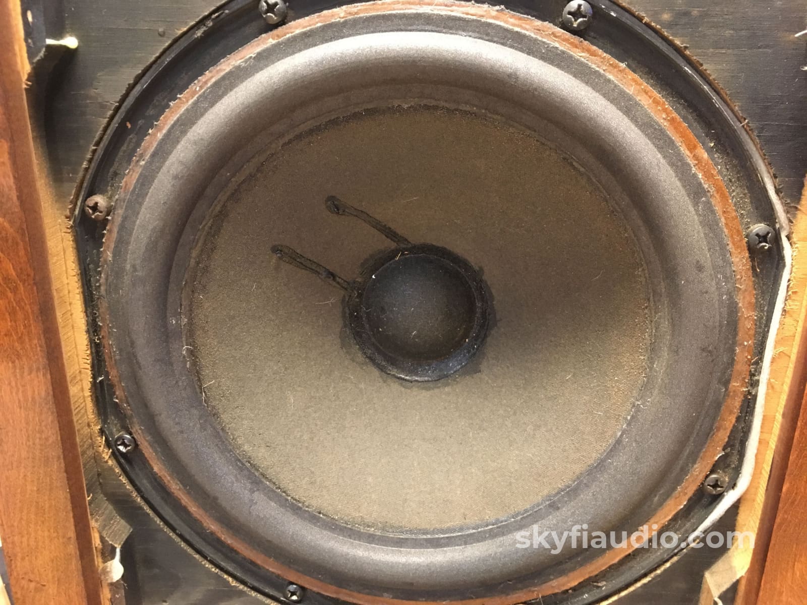 Acoustic Research Ar-3A Speakers