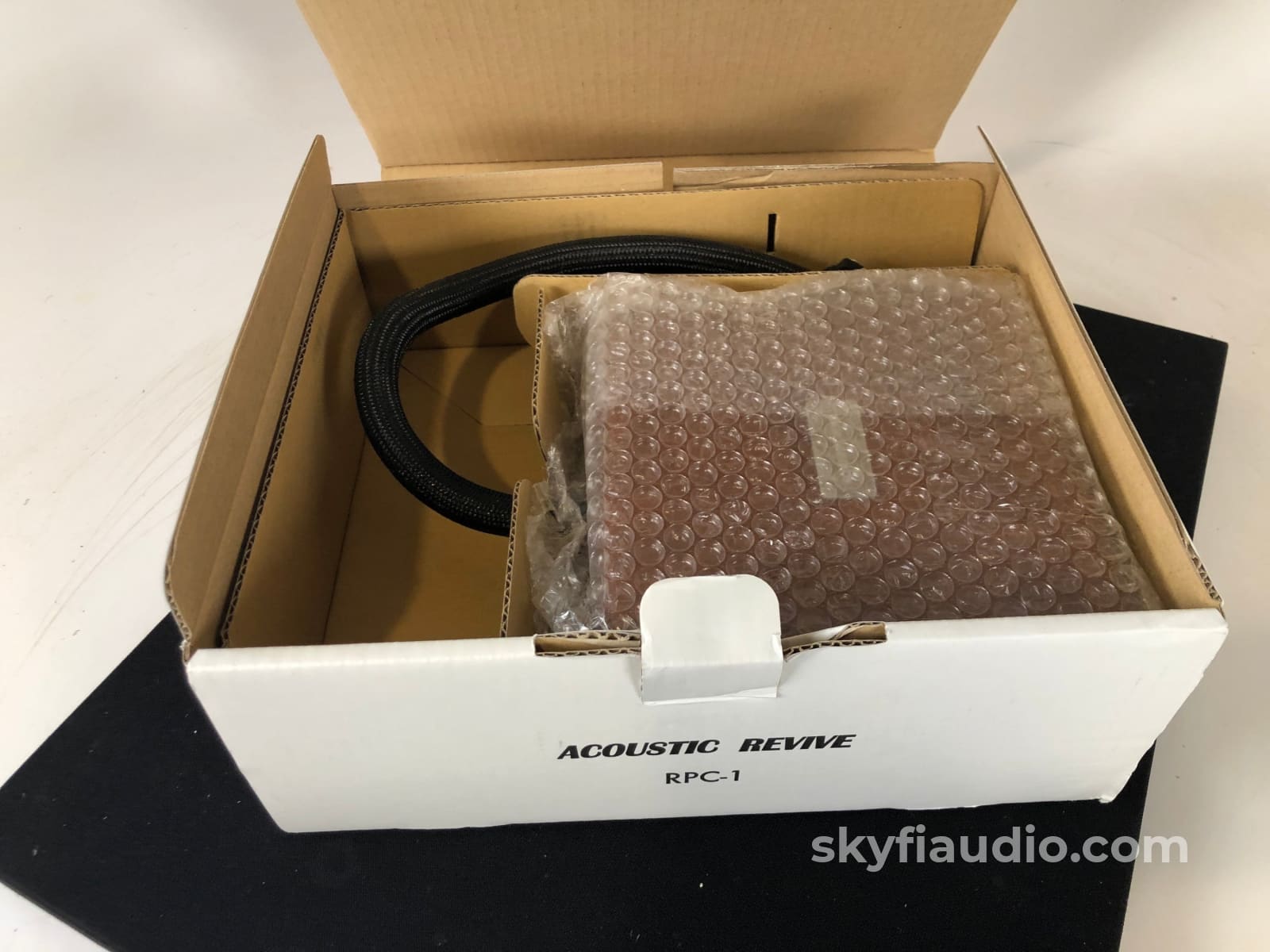Acoustic Revive Power Supply Conditioner Rpc-1 (B)