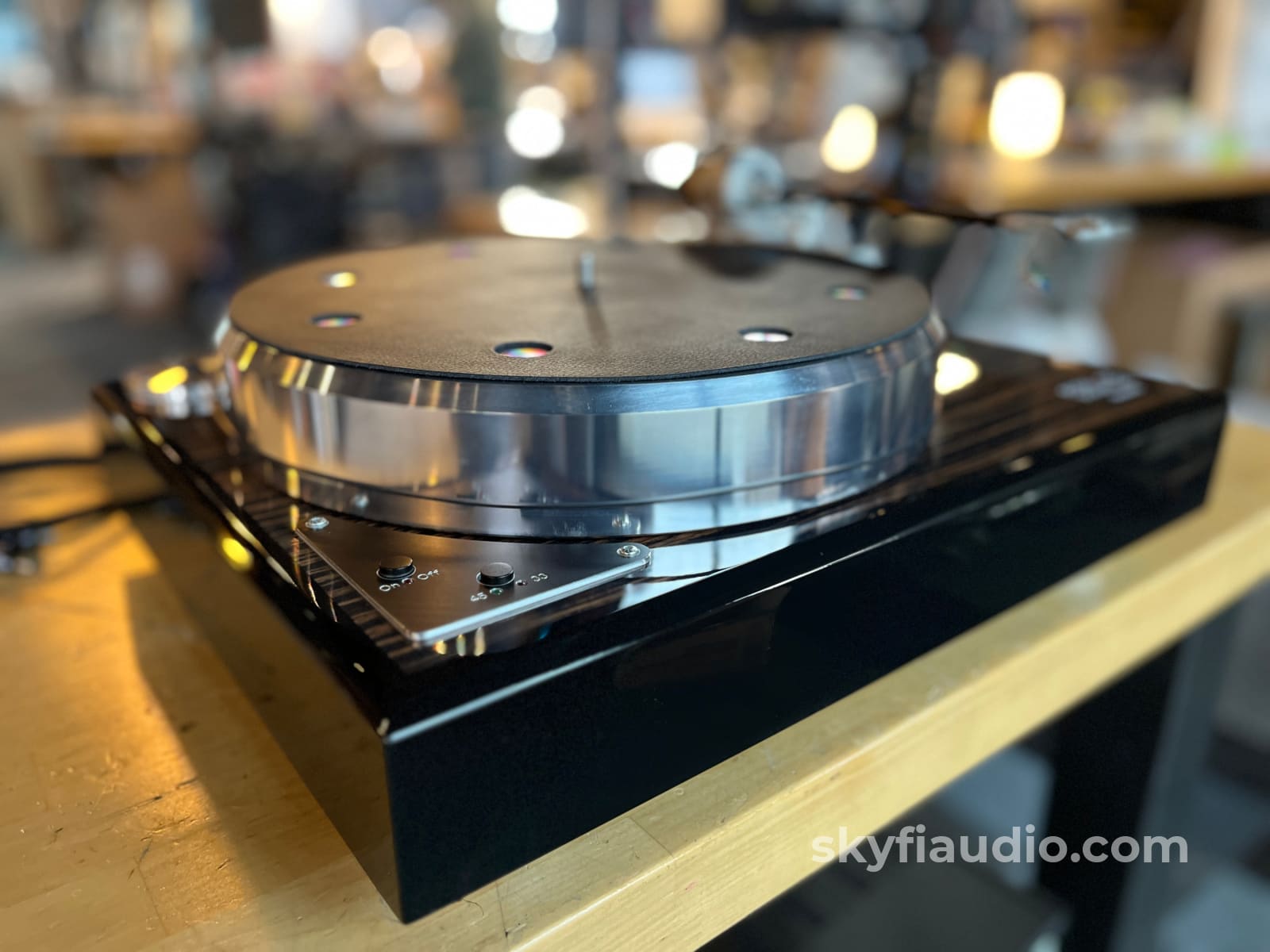 Acoustic Signature Double X Turntable with New HANA MH - Perfectly Cal