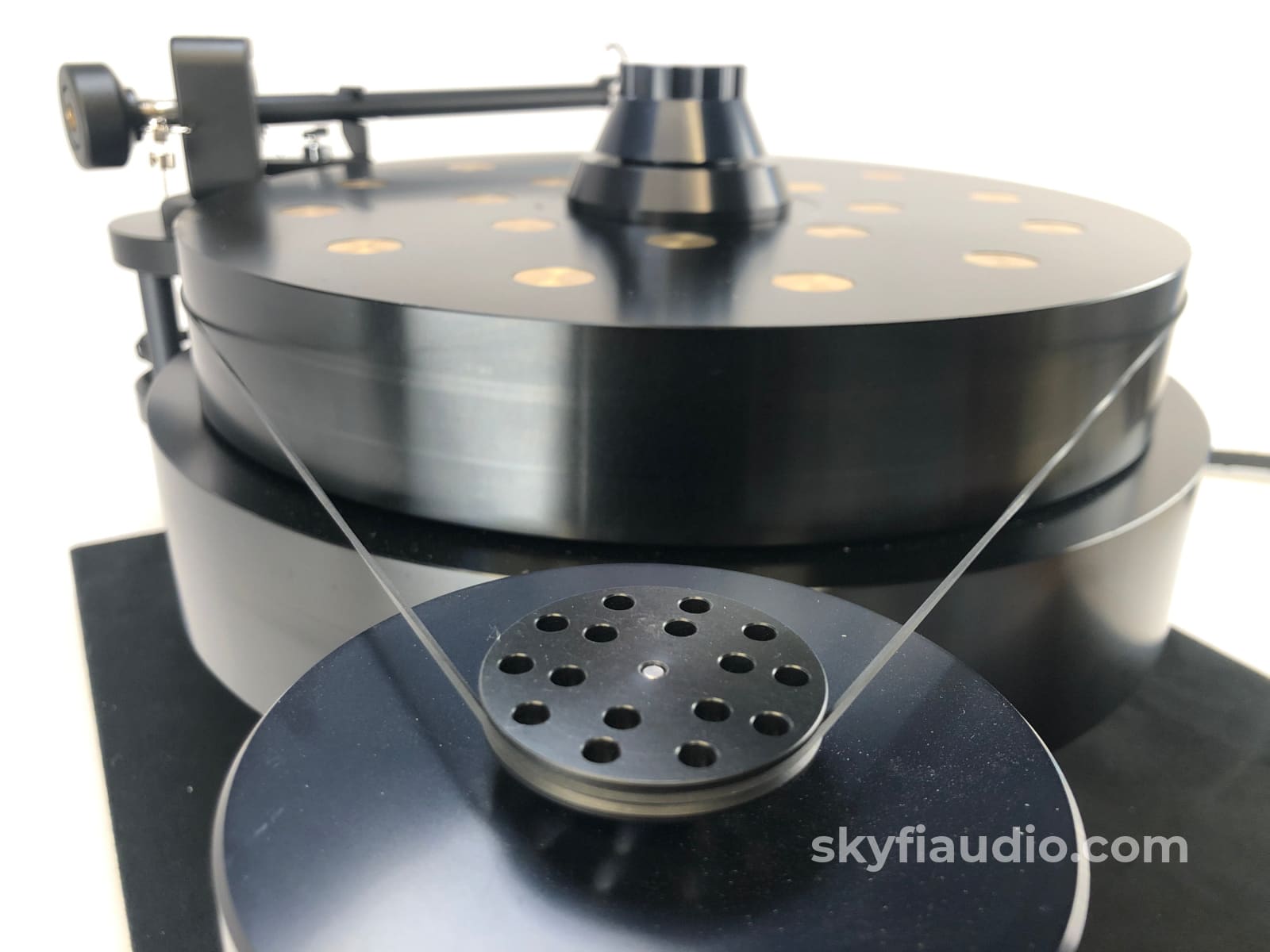 Acoustic Signature Mambo Turntable With Kuzma Tonearm