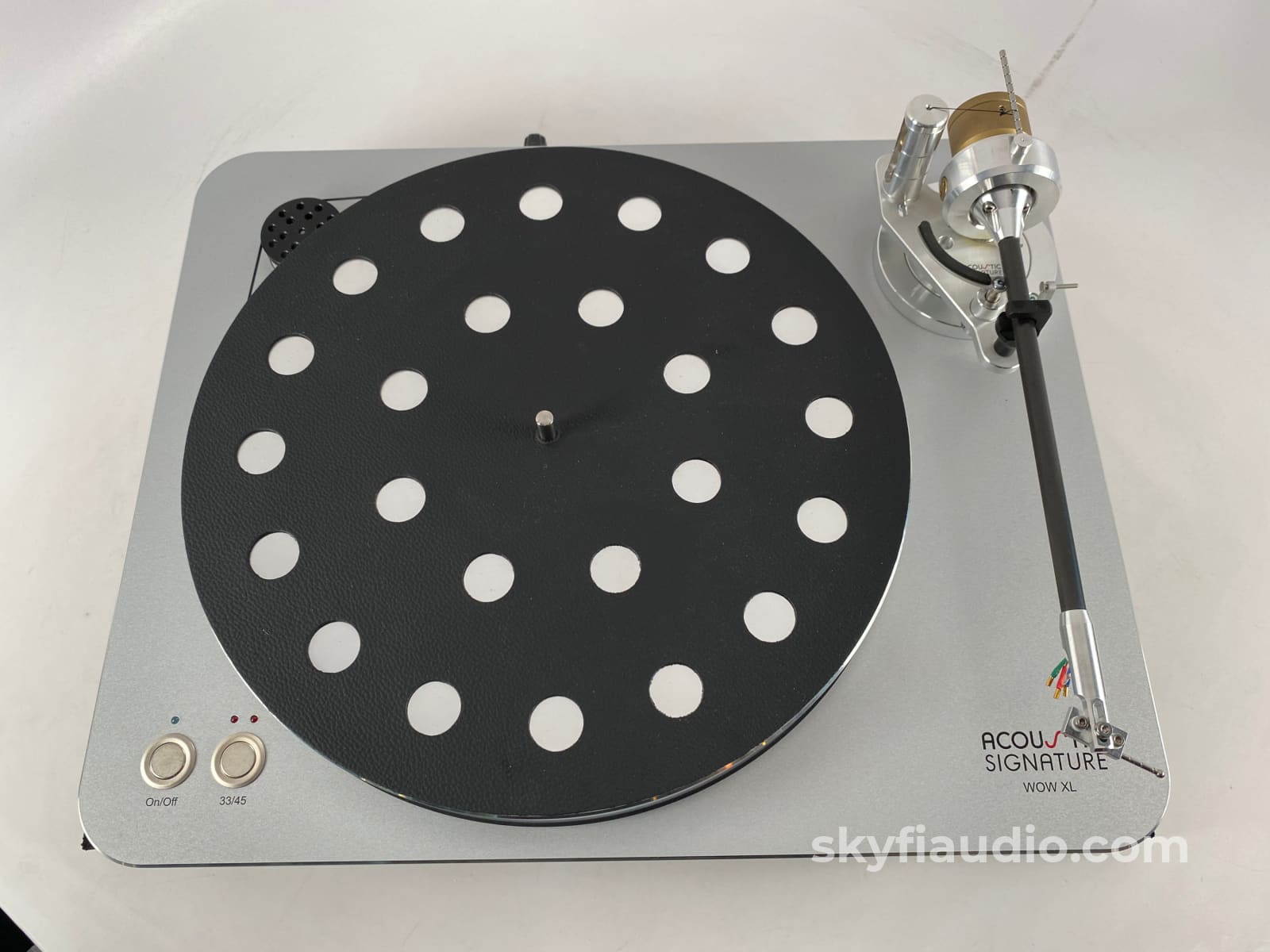 Acoustic Signature Wow Xl Turntable With New Sumiko Cartridge