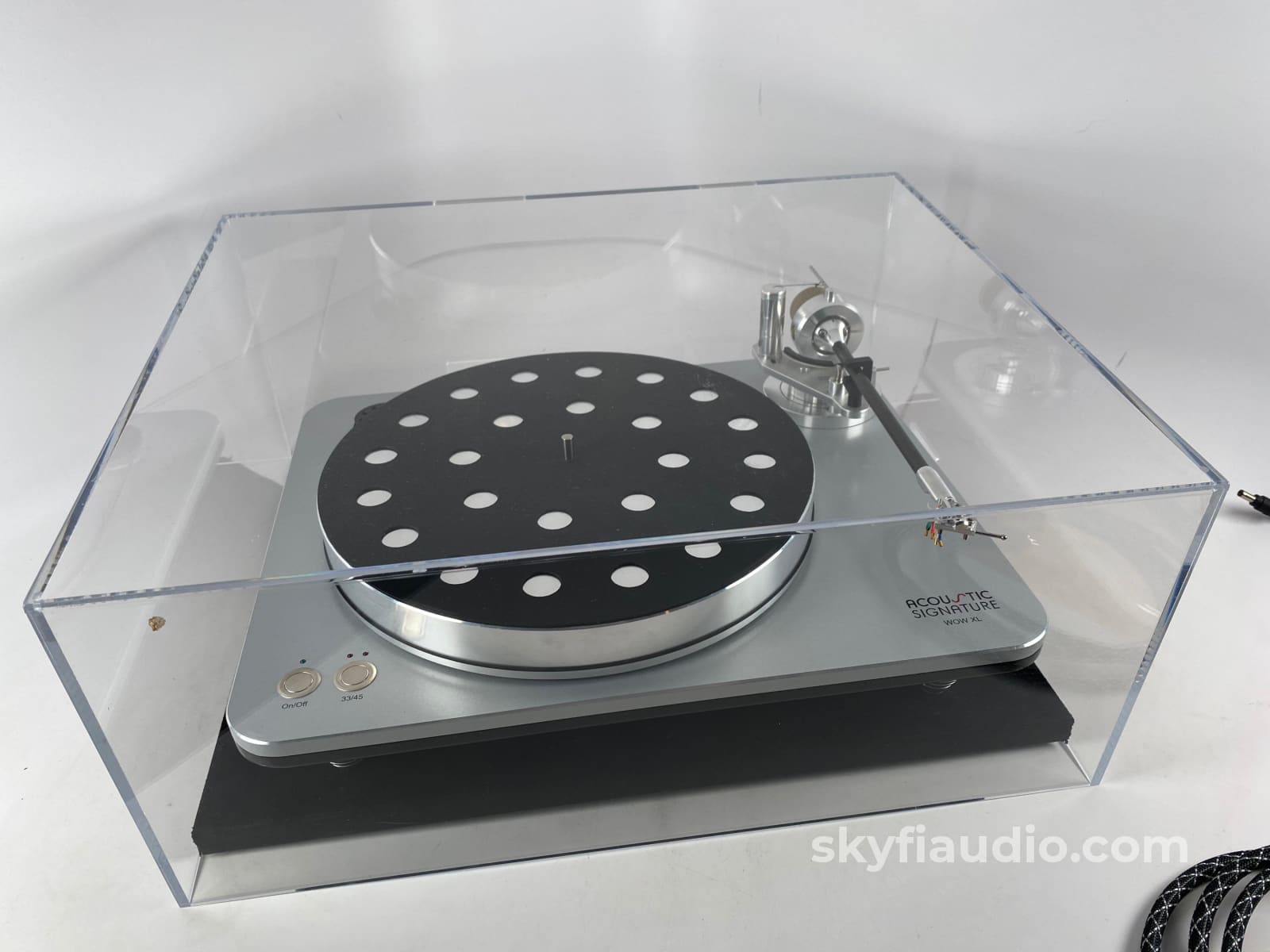 Acoustic Signature Wow Xl Turntable With New Sumiko Cartridge