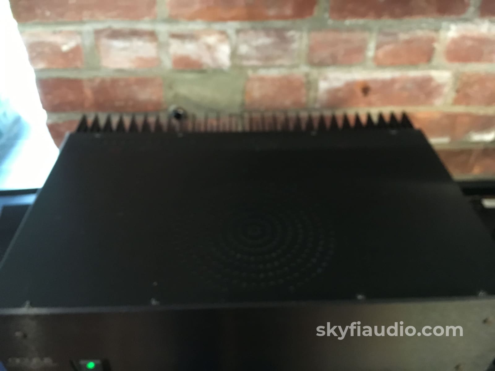 Acurus A-100X3 - Three Channel Amplifier