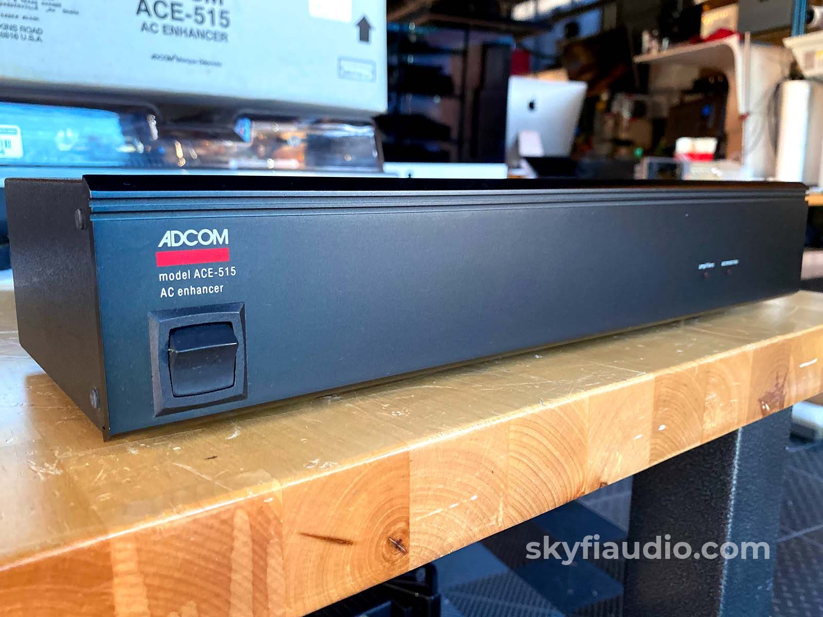 Adcom Ace-515 Ac Enhancer Power Strip And Switcher Conditioner
