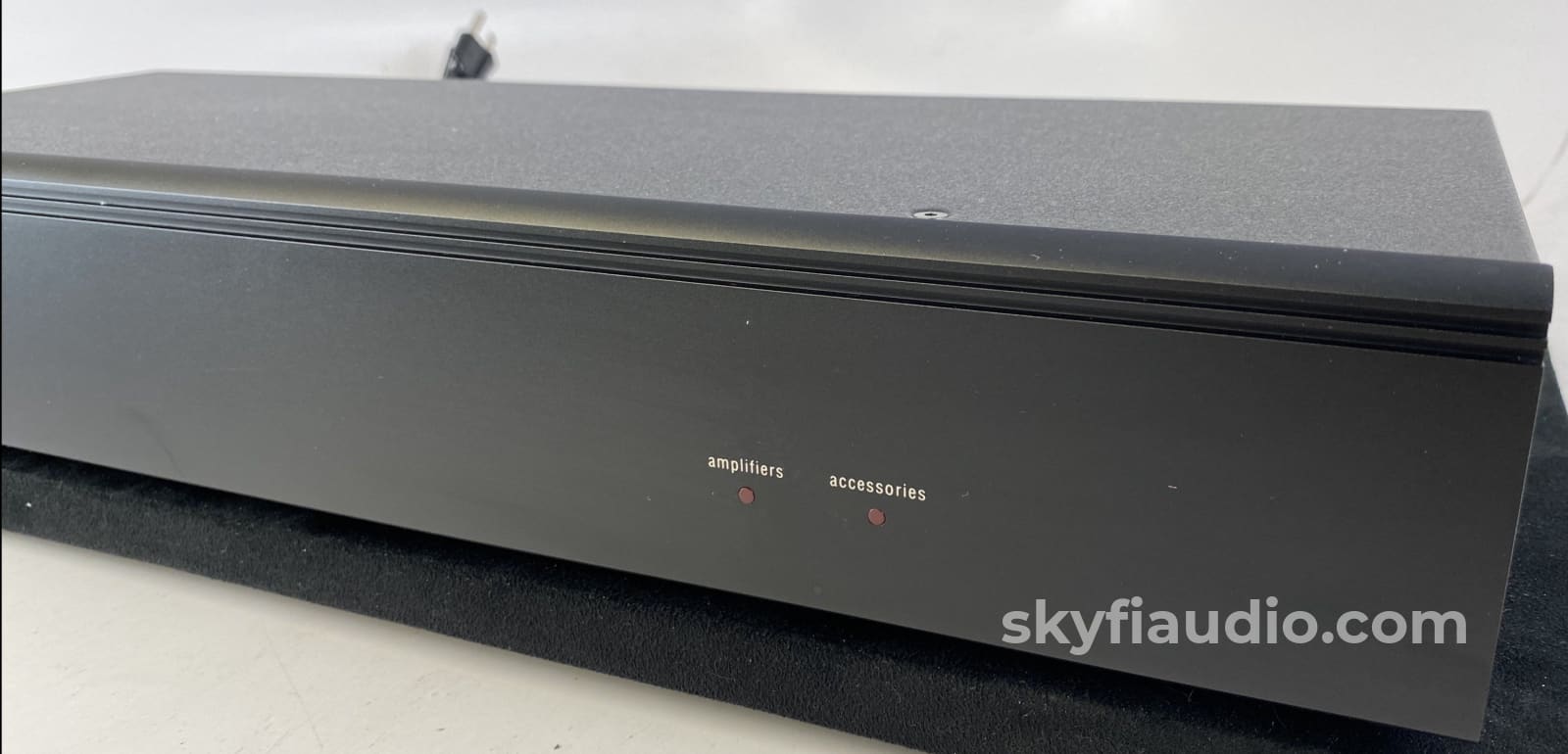 Adcom Ace-515 Ac Enhancer Power Strip & Switcher Conditioner