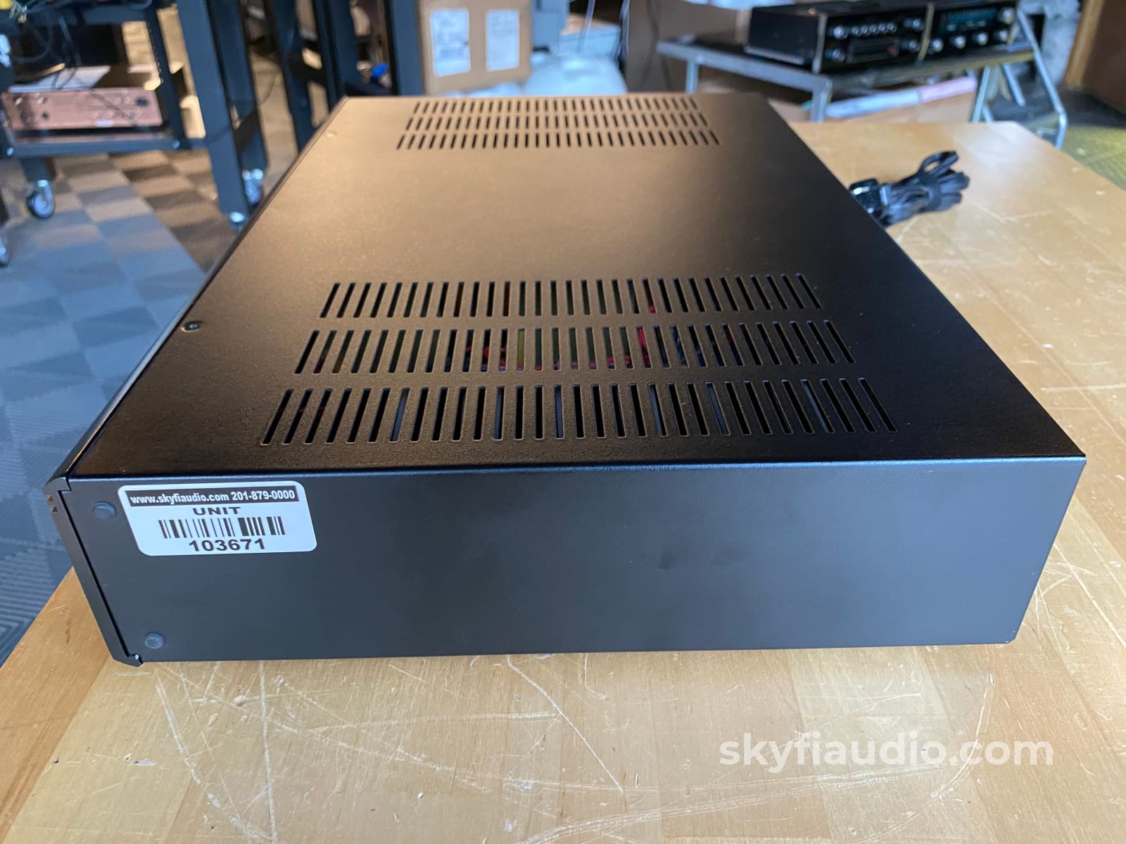 Adcom Gfa-535Ii Solid State Amplifier 60W X 2