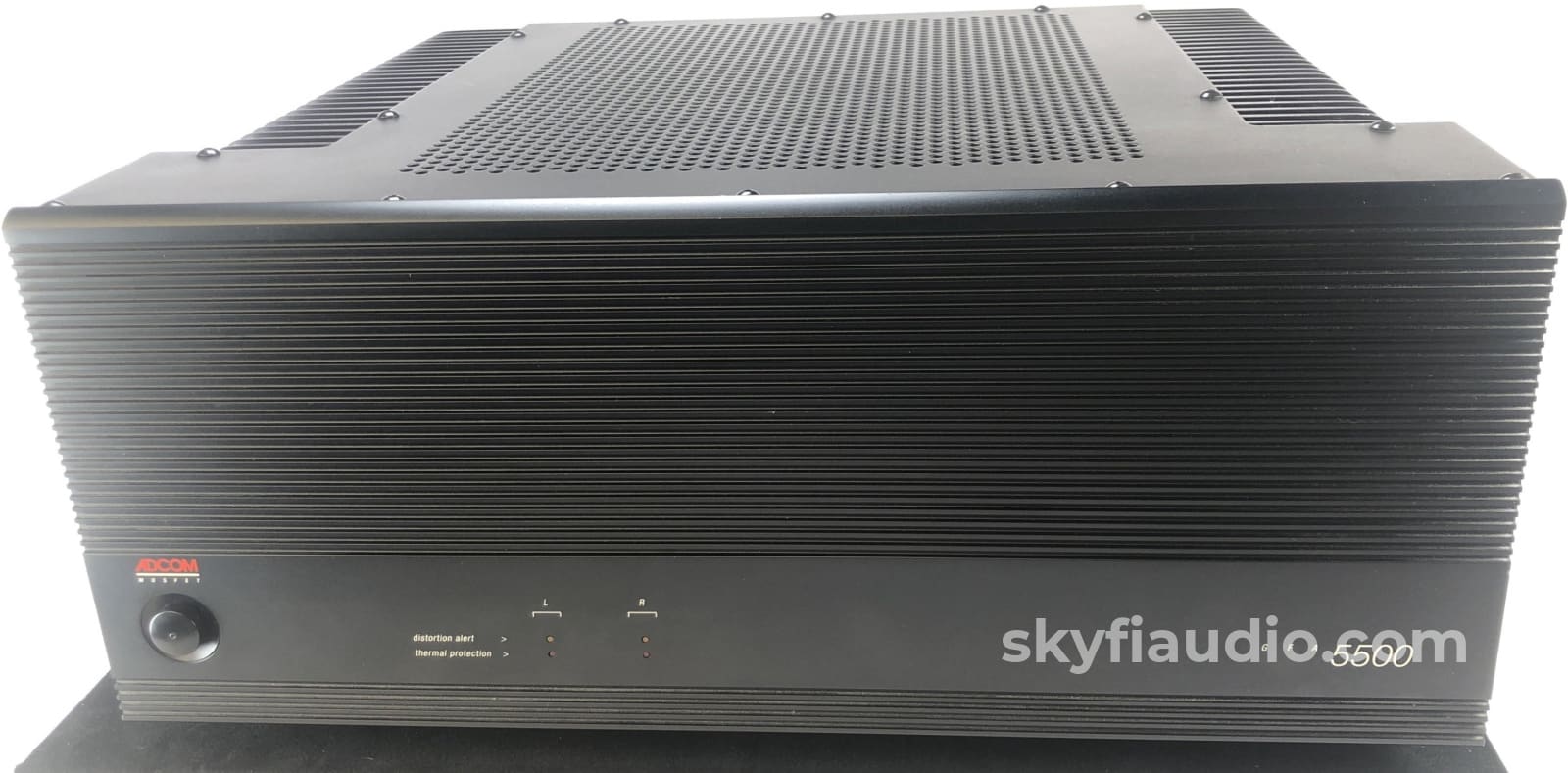 Adcom Gfa-5500 Amplifier - 200 Watts Per Channel