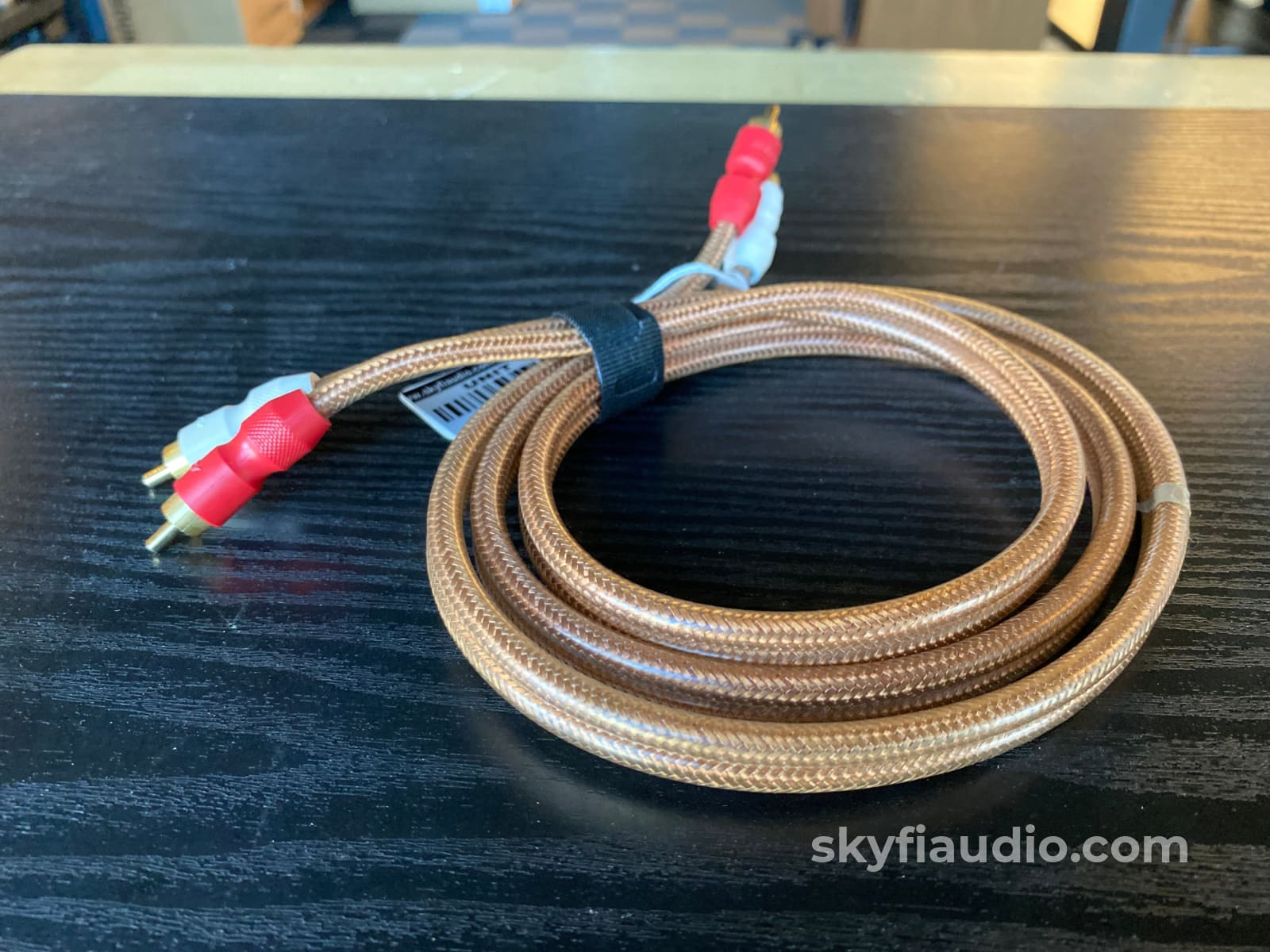 Adcom RCA Cable Pair - Visible Shield - 1m Cables