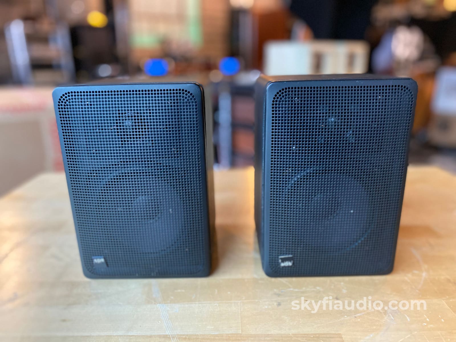 Ads L300C Vintage 2-Way Compact Studio Monitors Speakers