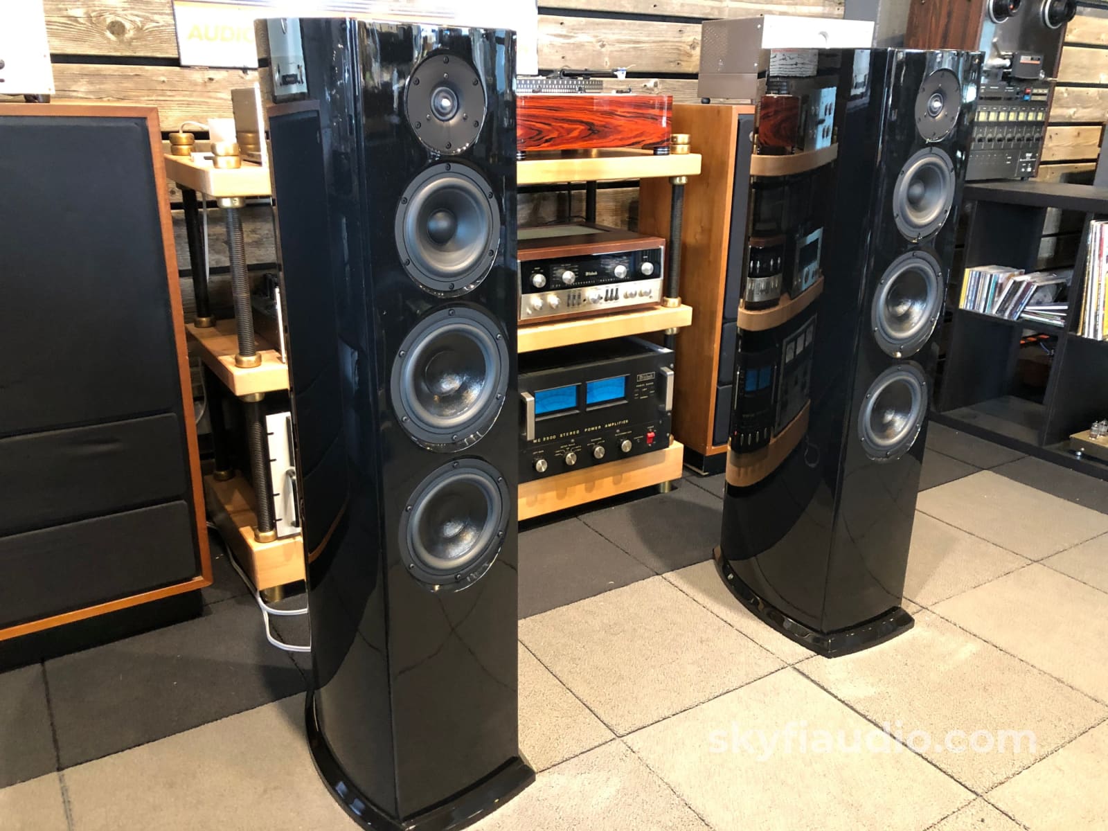 Aerial Acoustics 7T Loudspeakers In Gloss Black - Full Range Speakers