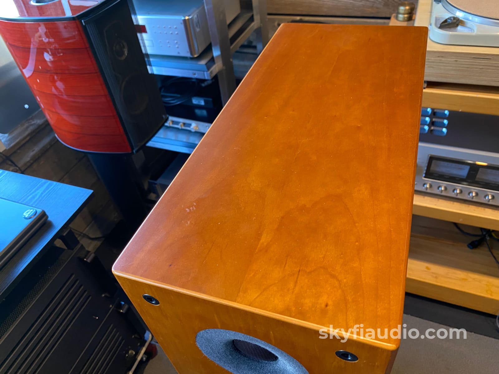 Aerial Acoustics Model 8 Loudspeakers Highly Reviewed Gorgeous Cherry Finish Speakers